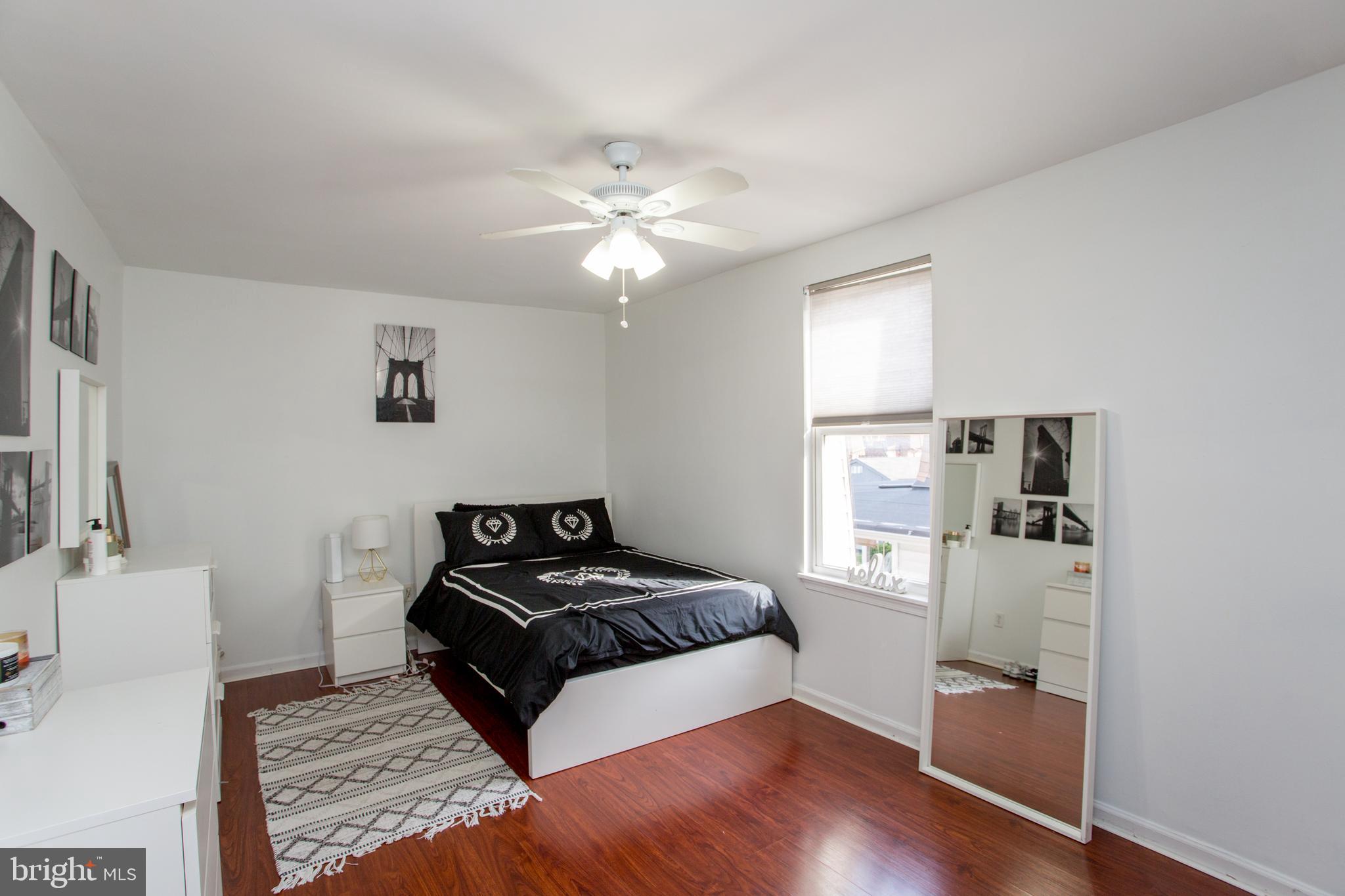 BUSTLETON - Residential