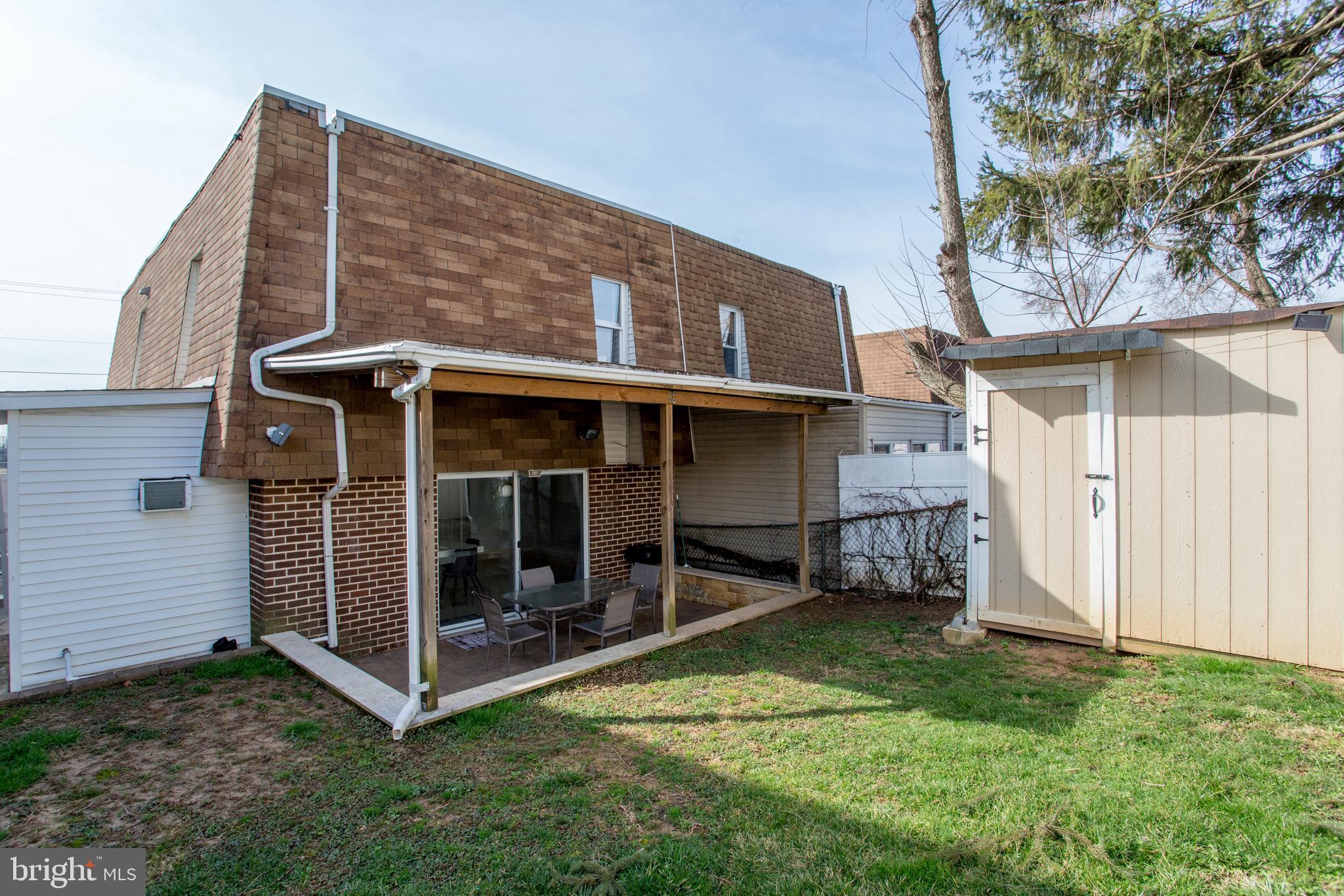 BUSTLETON - Residential