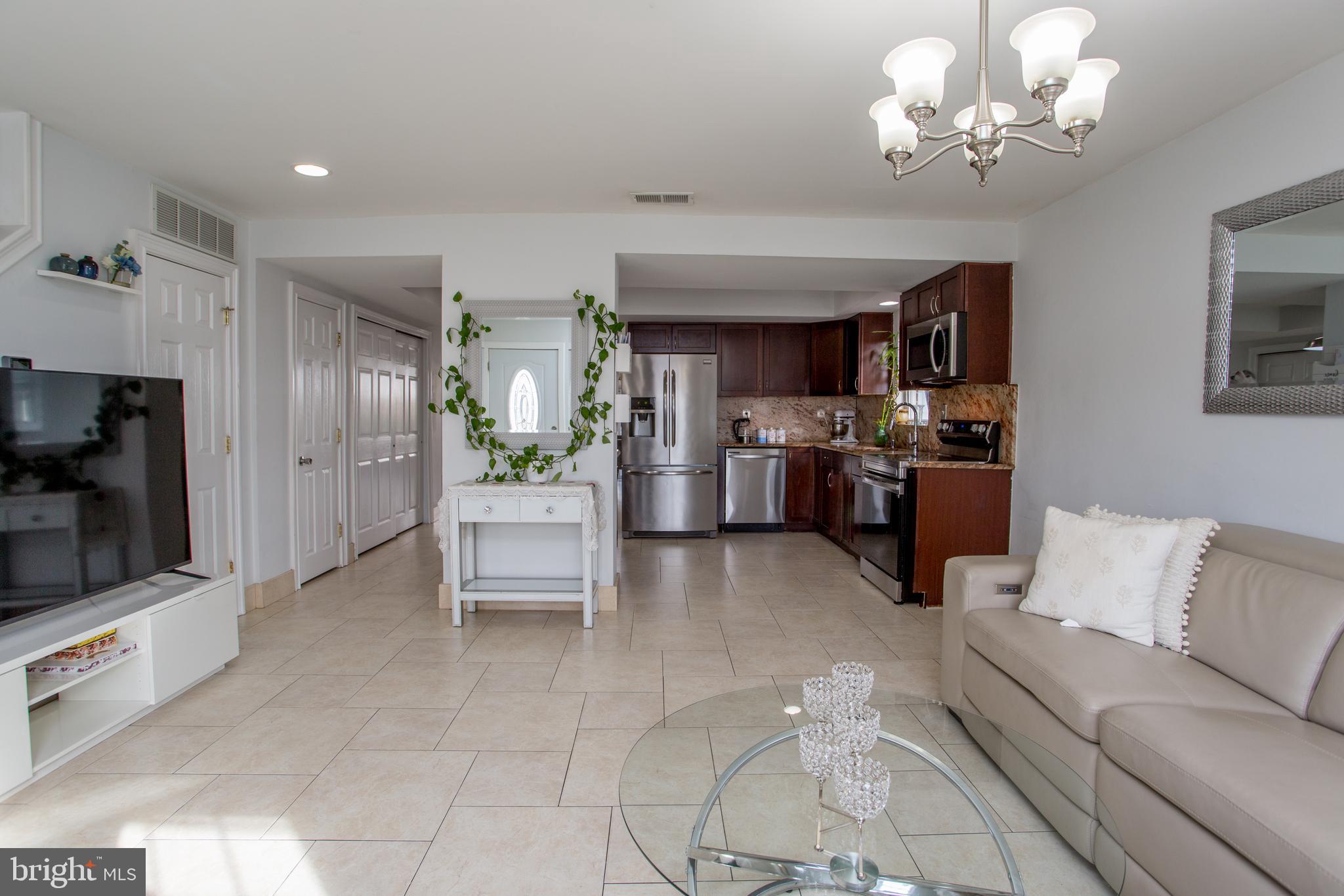 BUSTLETON - Residential