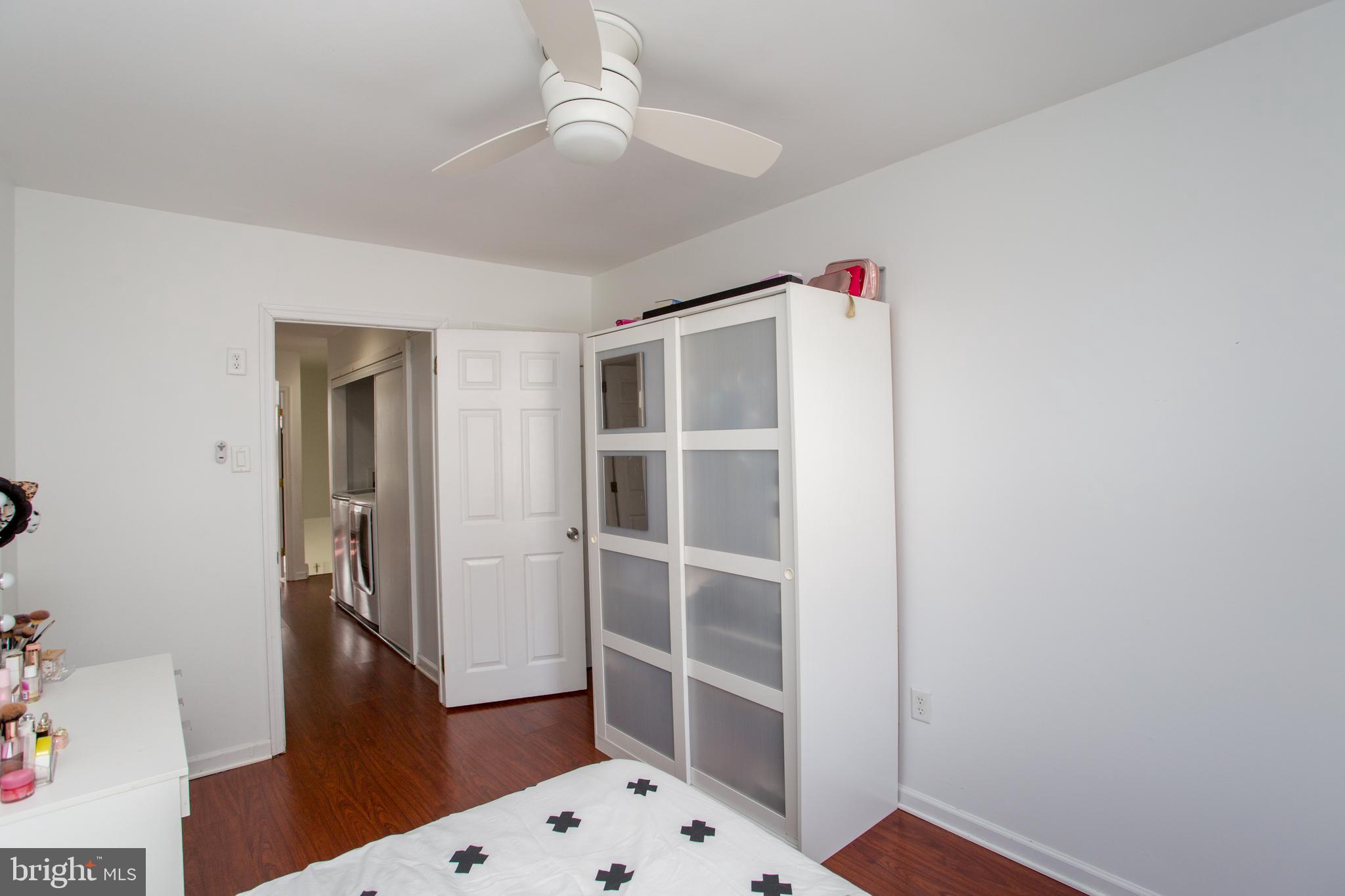 BUSTLETON - Residential