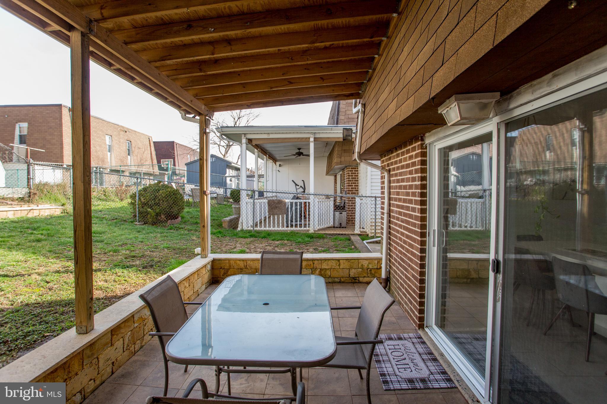 BUSTLETON - Residential