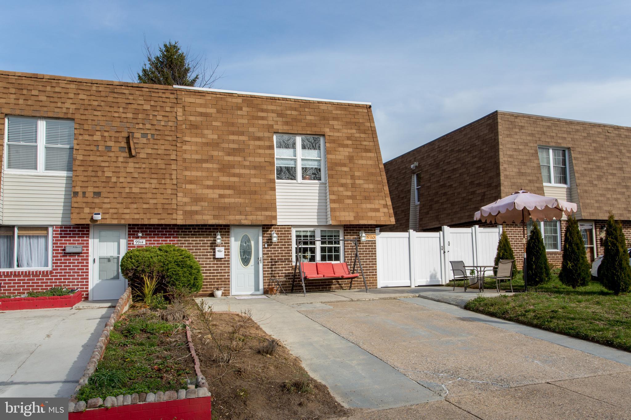 BUSTLETON - Residential