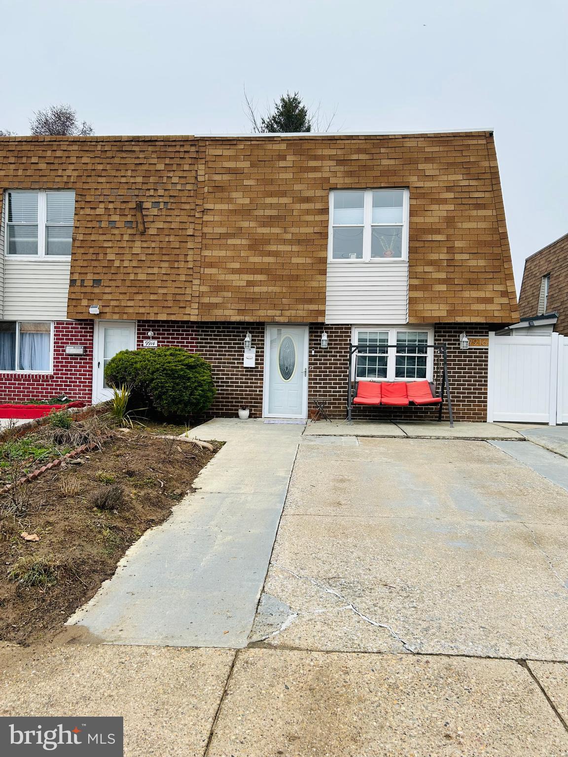 BUSTLETON - Residential