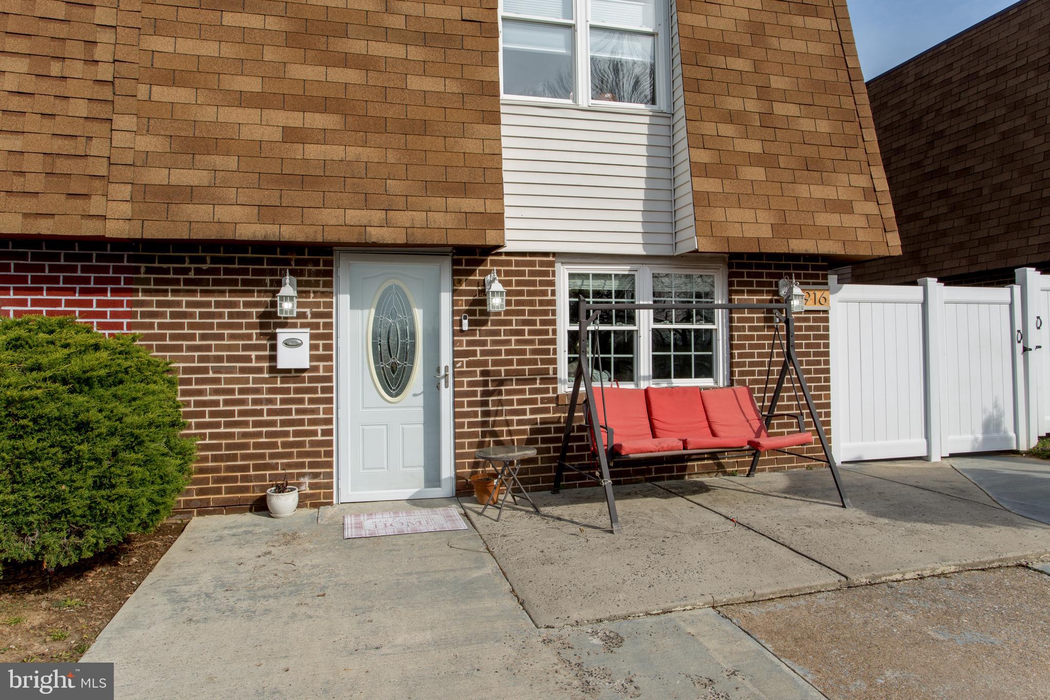 BUSTLETON - Residential
