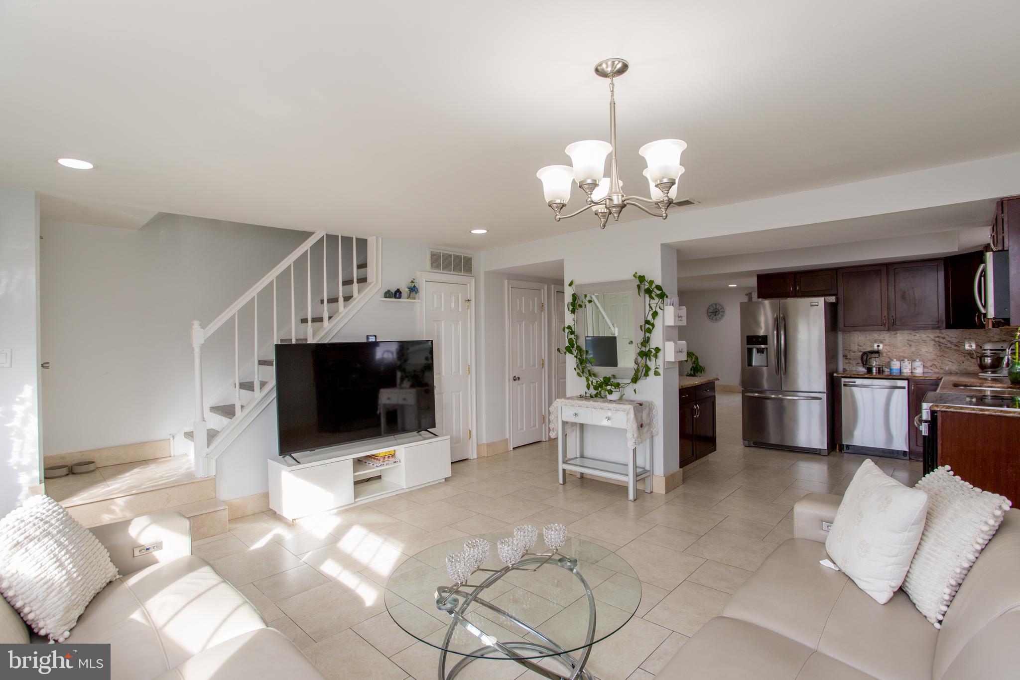 BUSTLETON - Residential