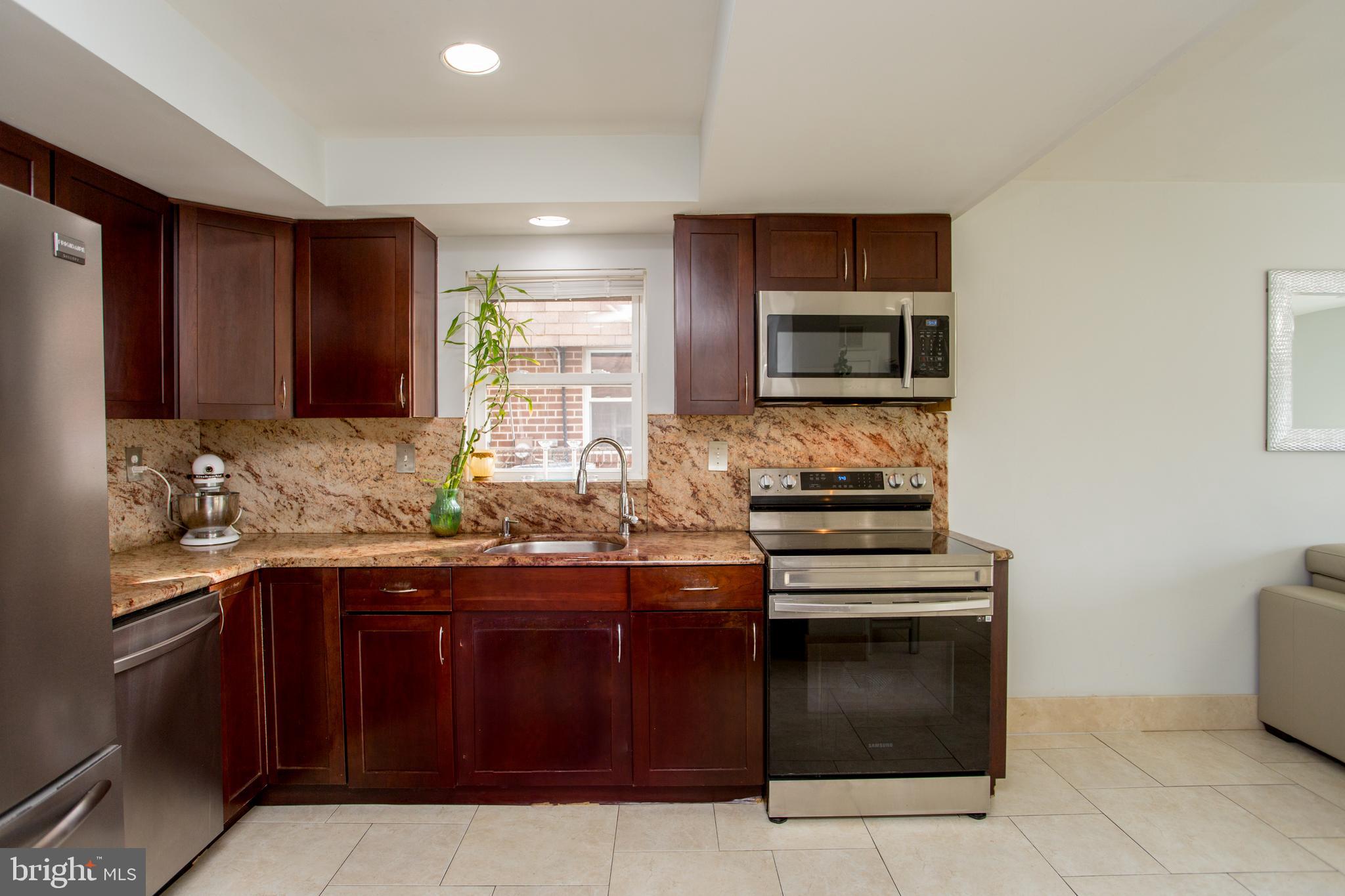 BUSTLETON - Residential