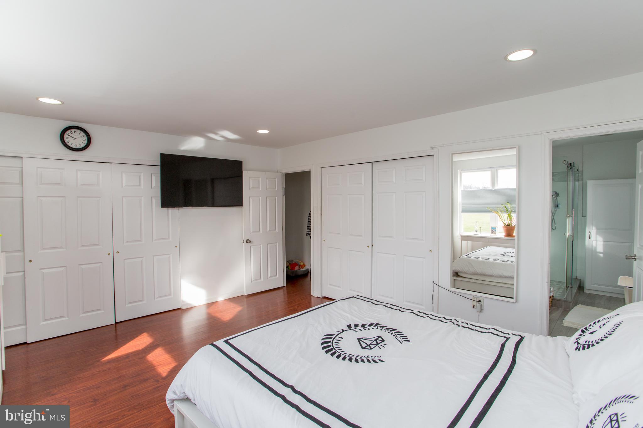 BUSTLETON - Residential