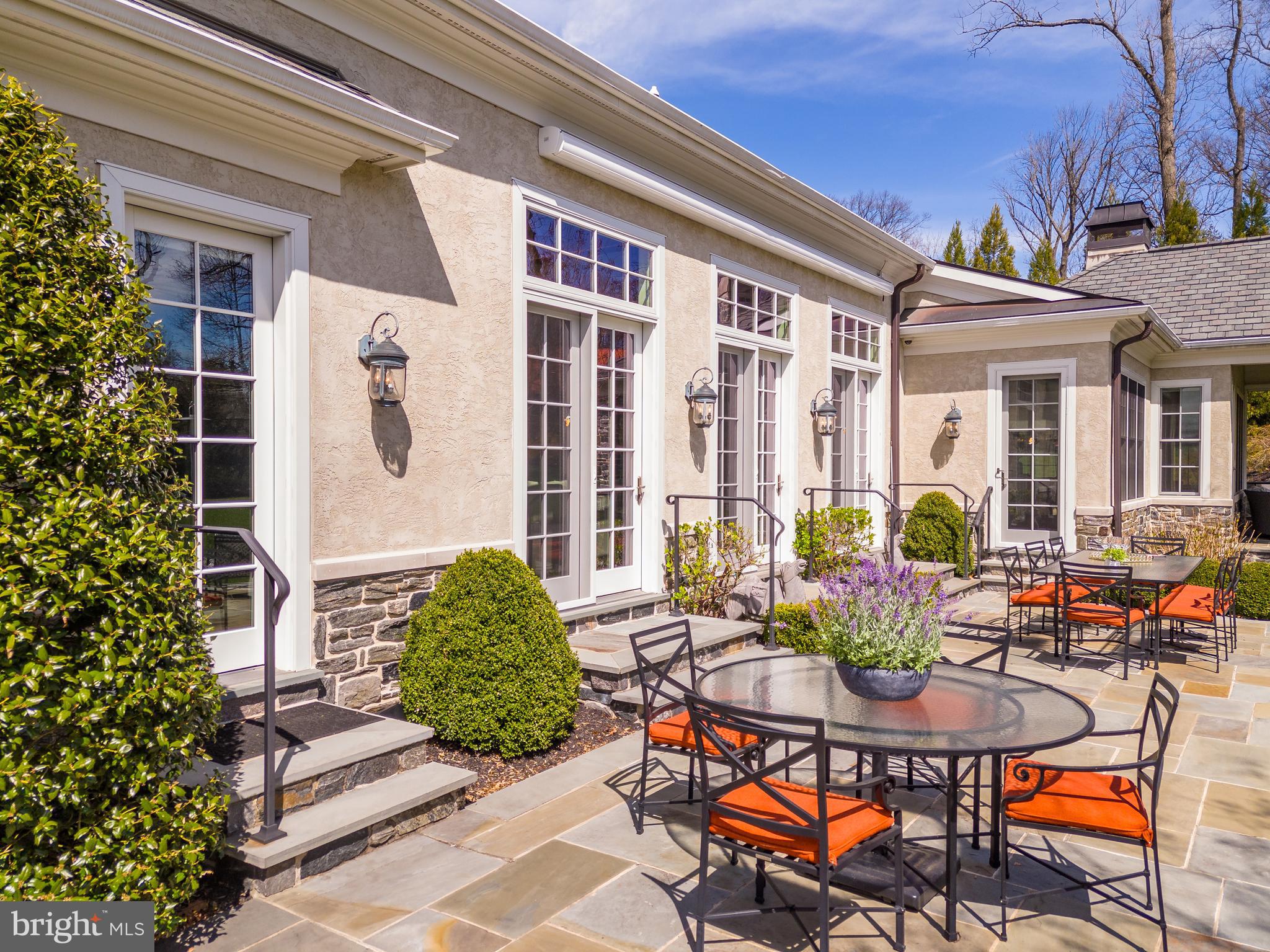 WINFIELD - Residential