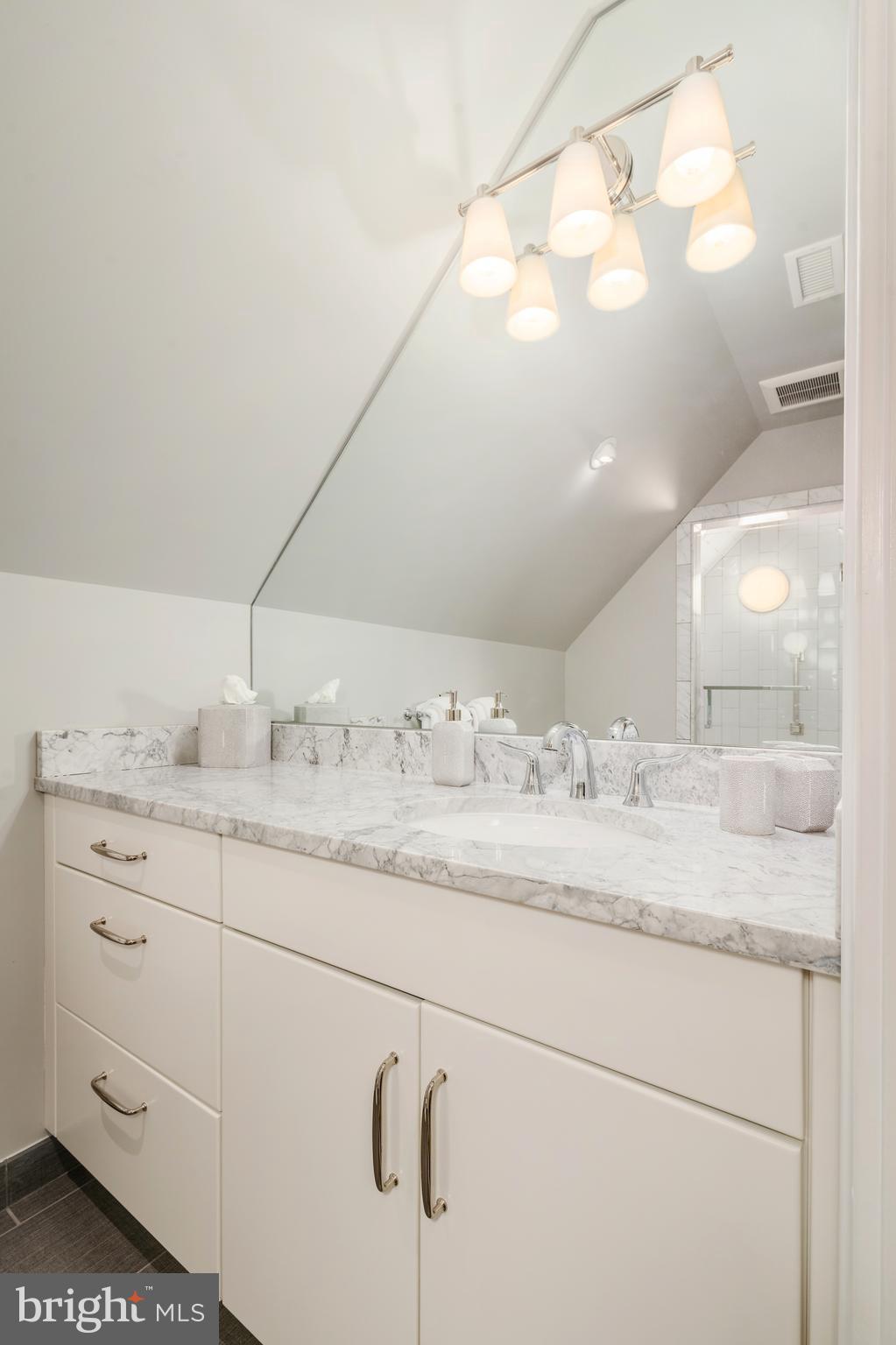 WINFIELD - Residential