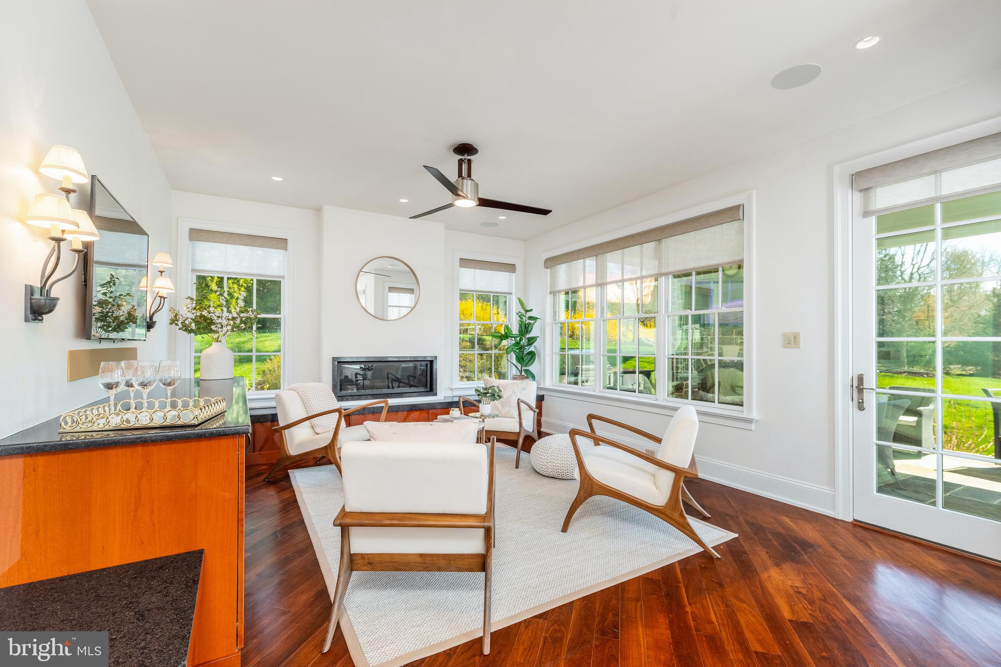 WINFIELD - Residential