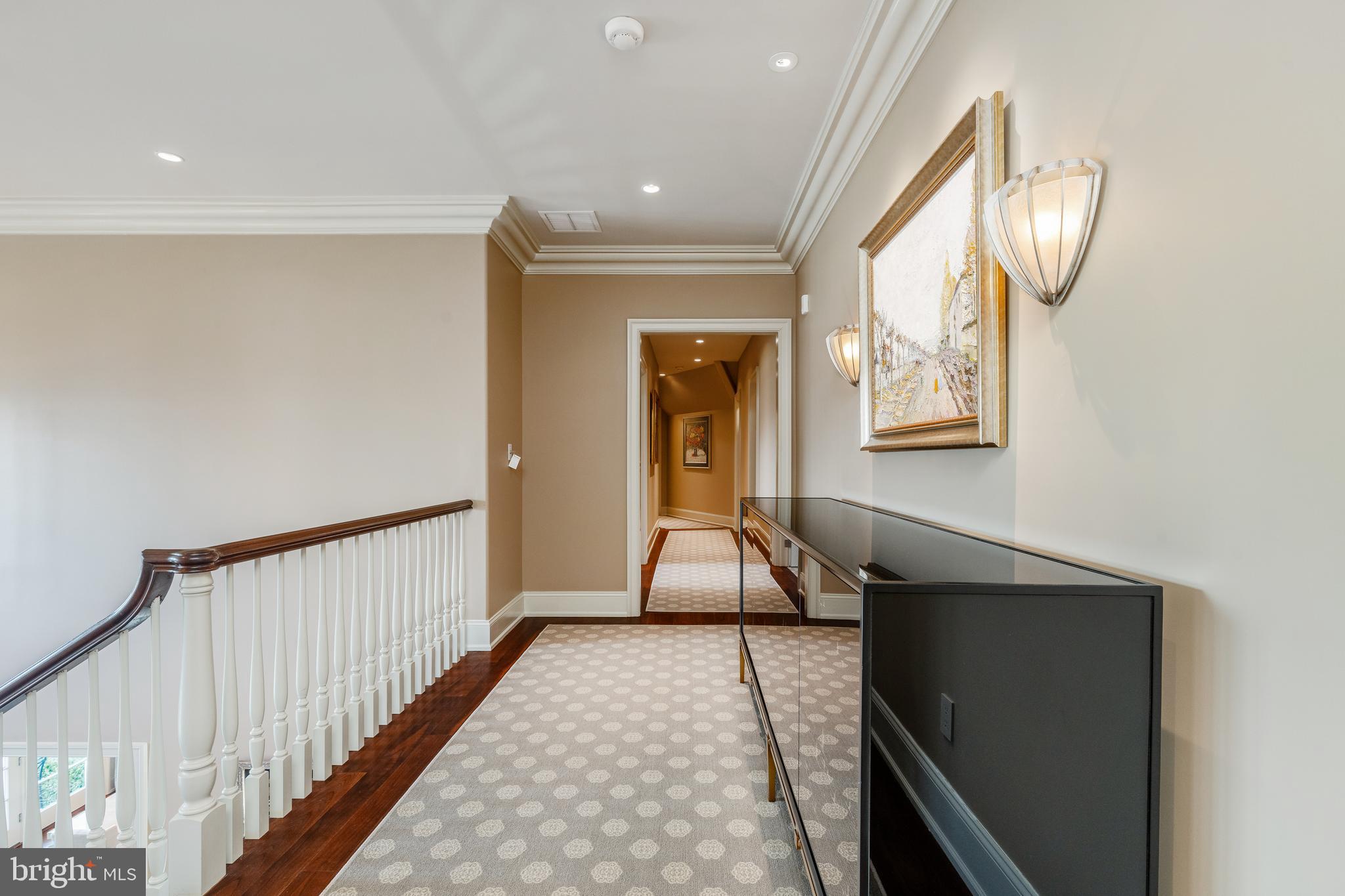 WINFIELD - Residential