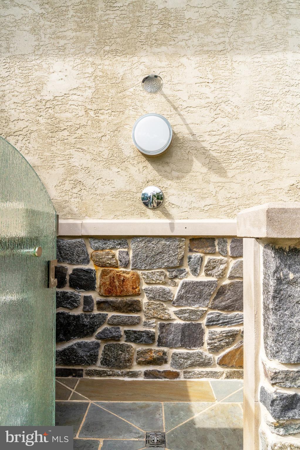 WINFIELD - Residential