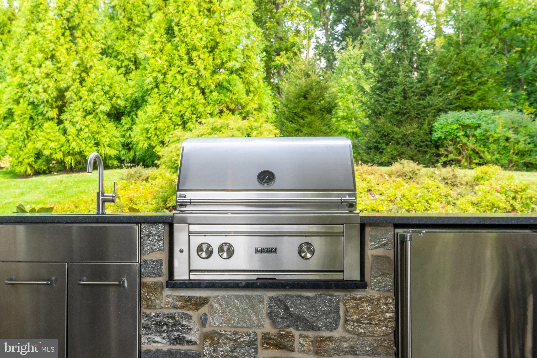 WINFIELD - Residential