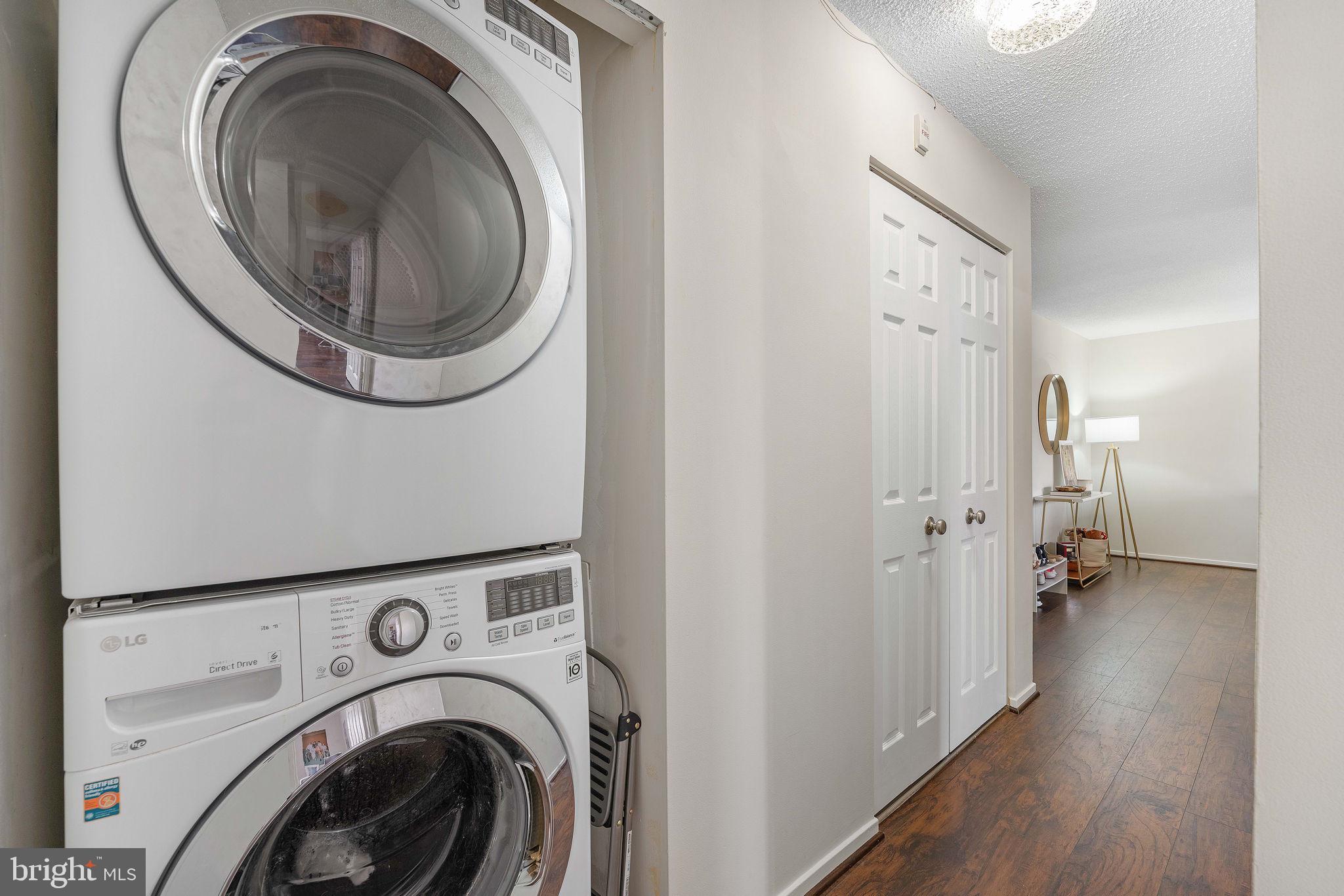 IDYLWOOD TOWERS CONDO - Residential Lease