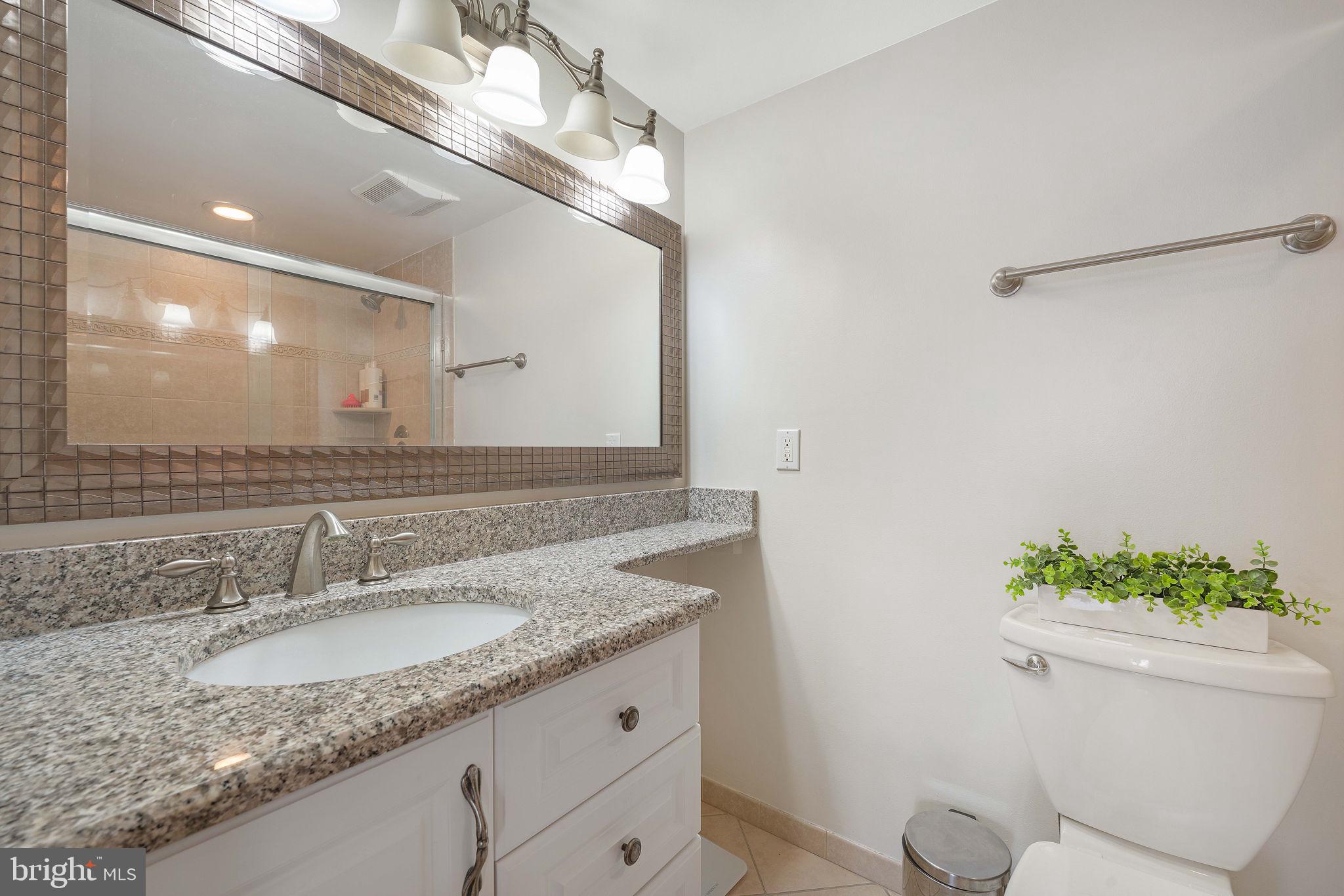 IDYLWOOD TOWERS CONDO - Residential Lease