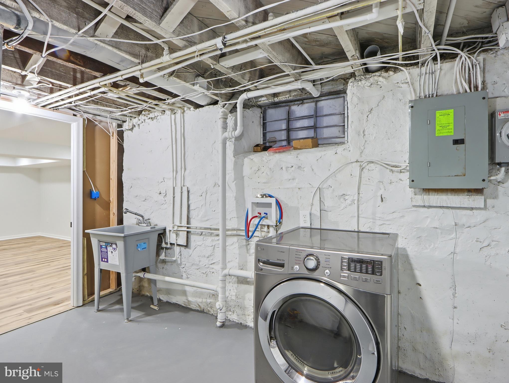 GOVANS - Residential