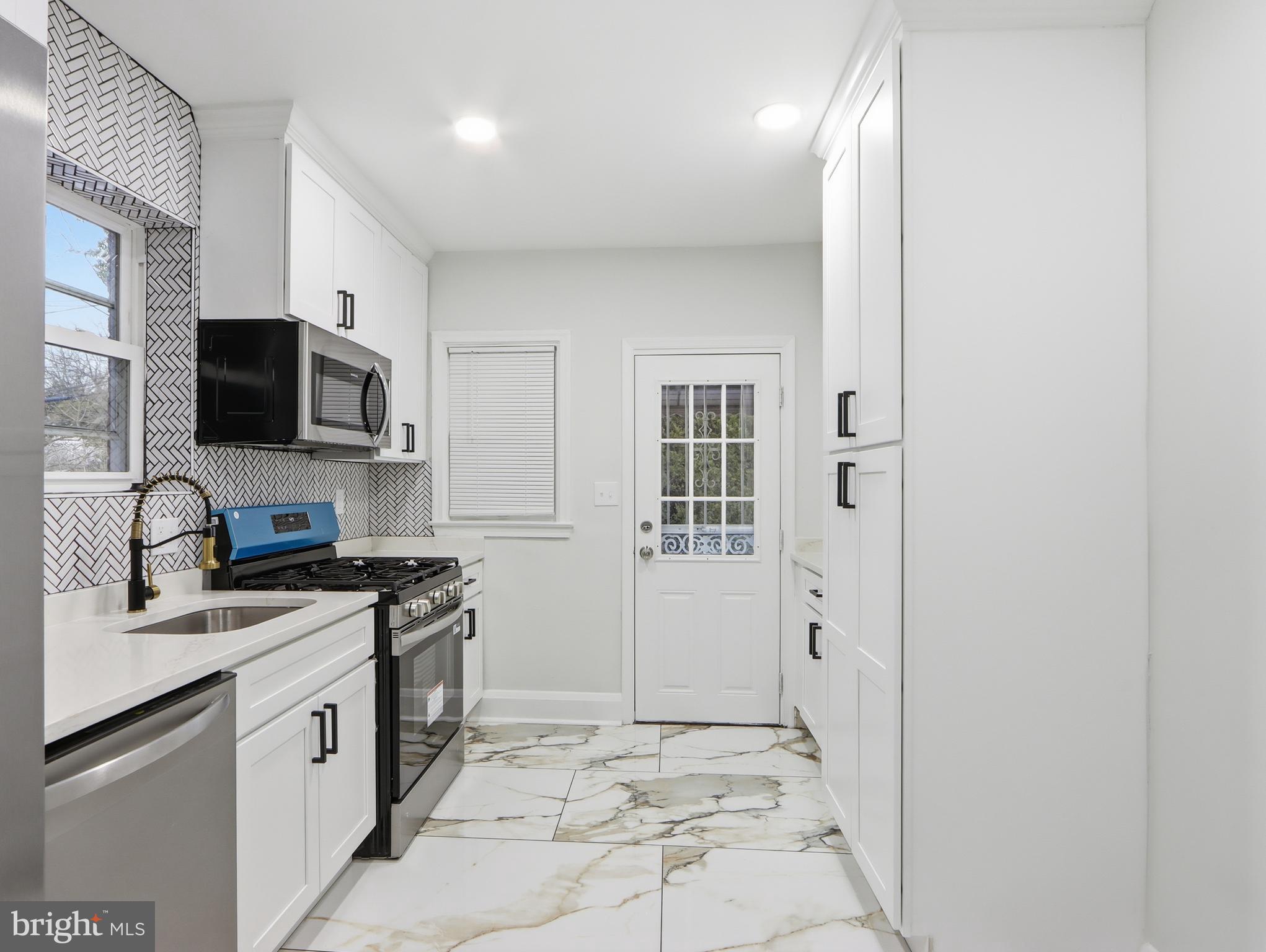 GOVANS - Residential