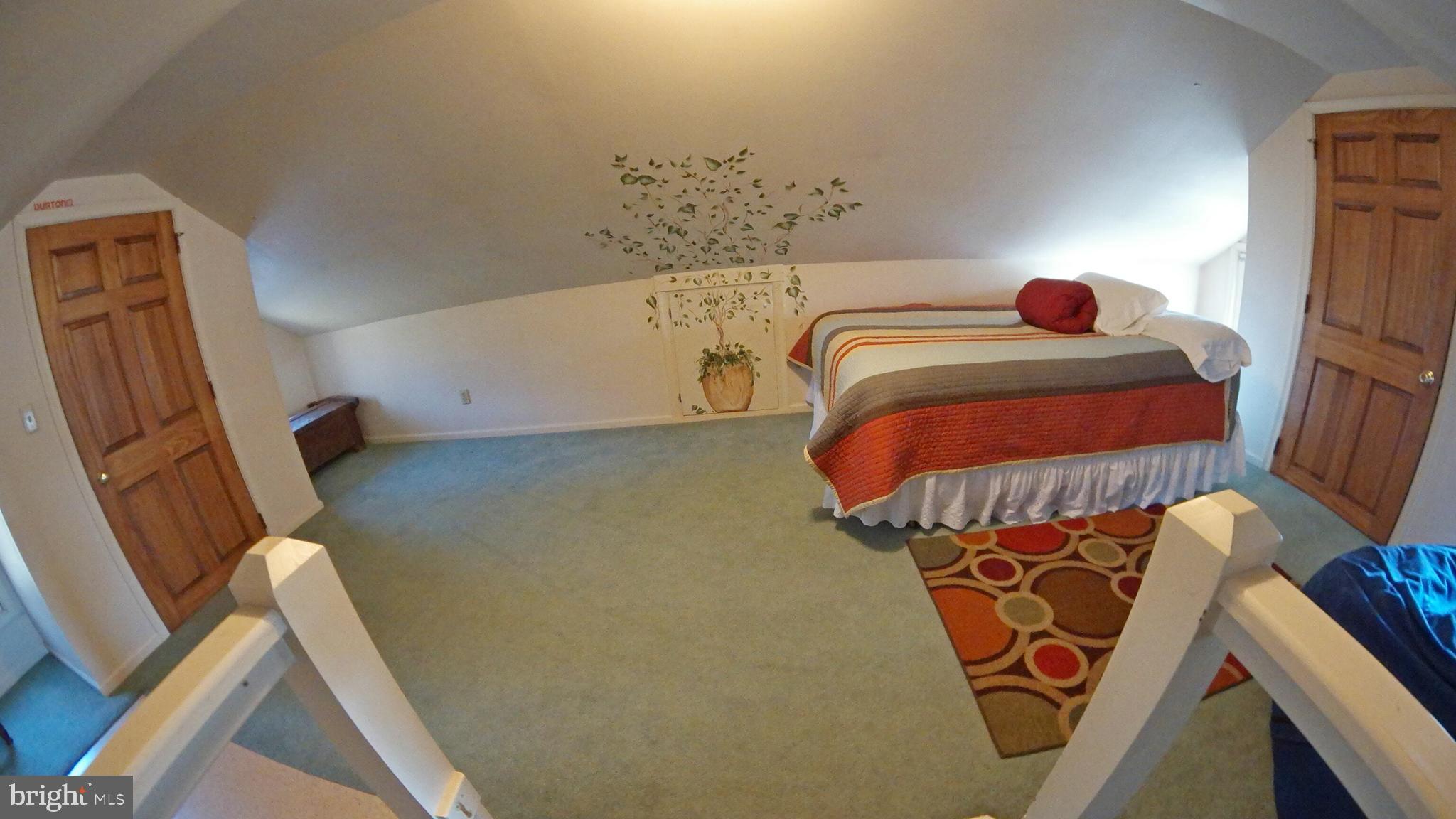 KLEINFELTERSVILLE - Residential