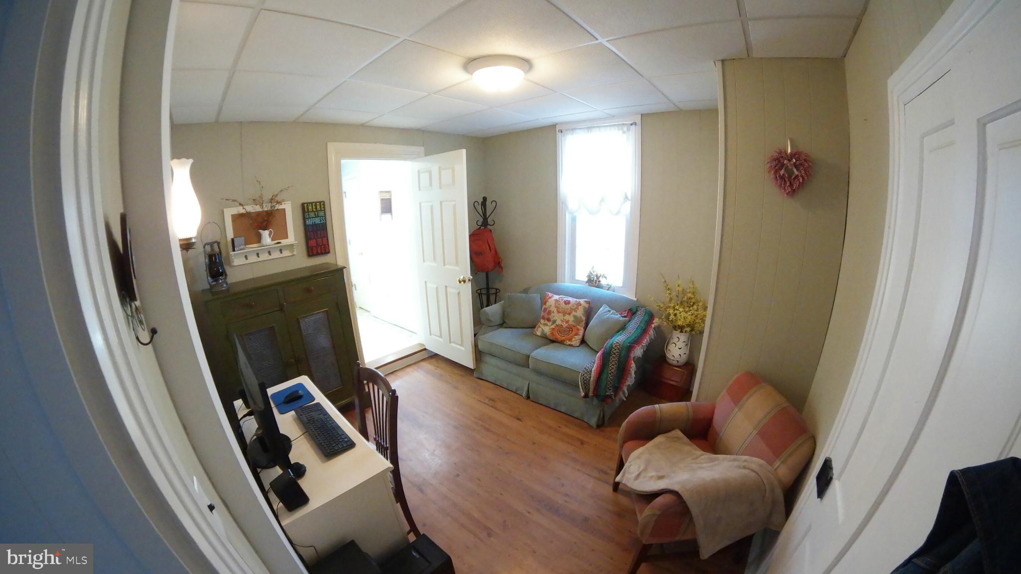 KLEINFELTERSVILLE - Residential