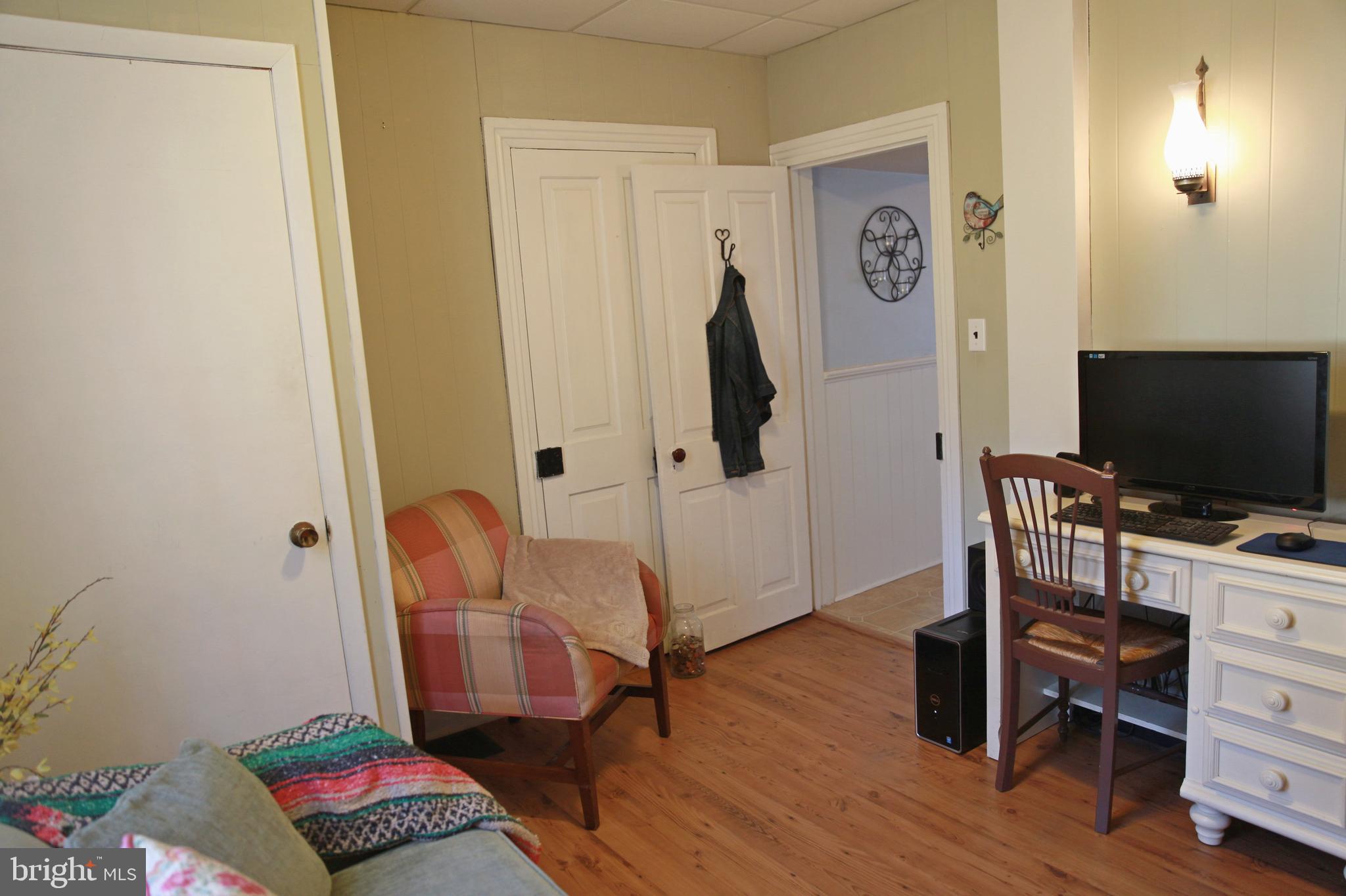 KLEINFELTERSVILLE - Residential