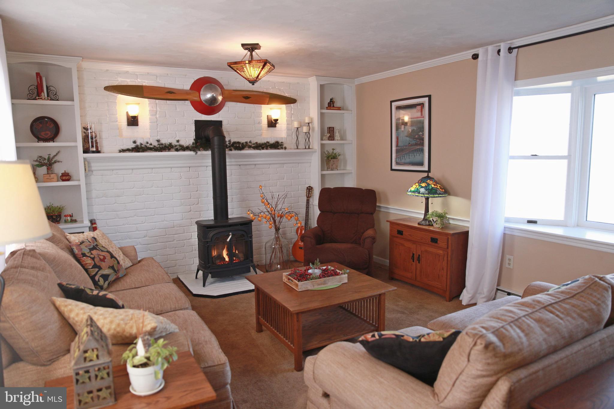 KLEINFELTERSVILLE - Residential