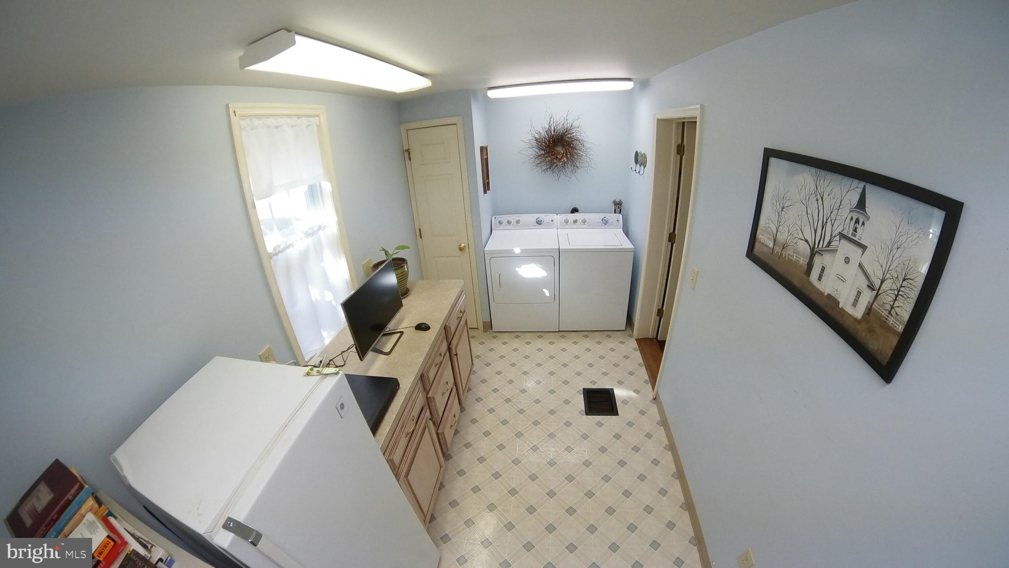 KLEINFELTERSVILLE - Residential