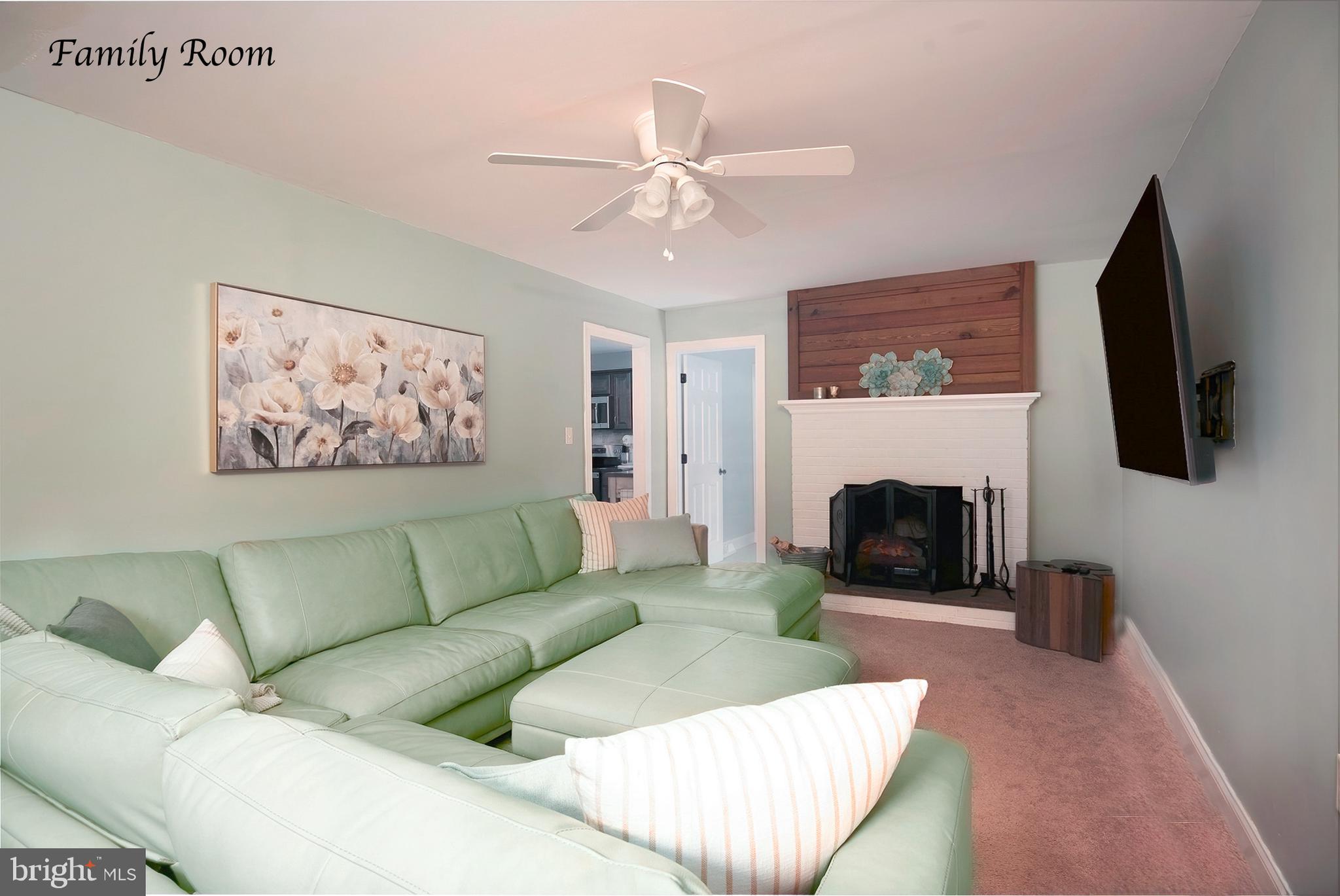 APPLETON ACRES - Residential