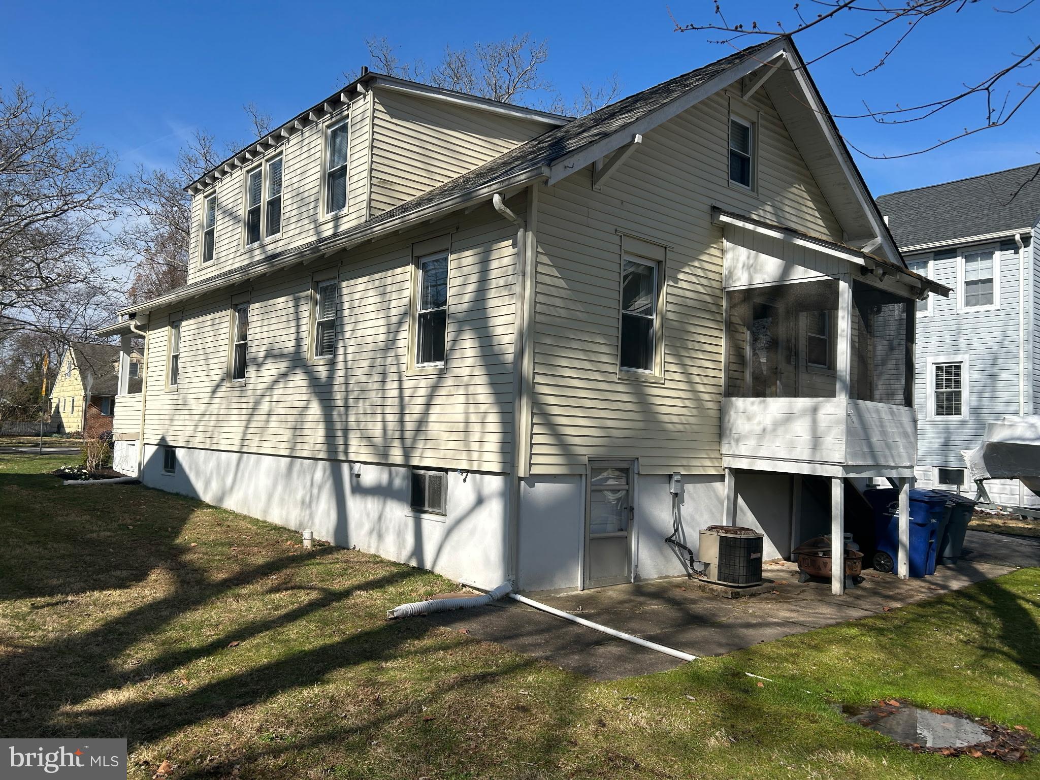 317 S WASHINGTON AVENUE