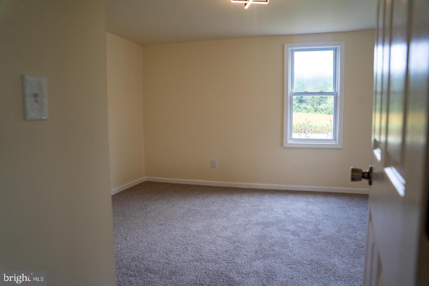 29592 FOSKEY LANE