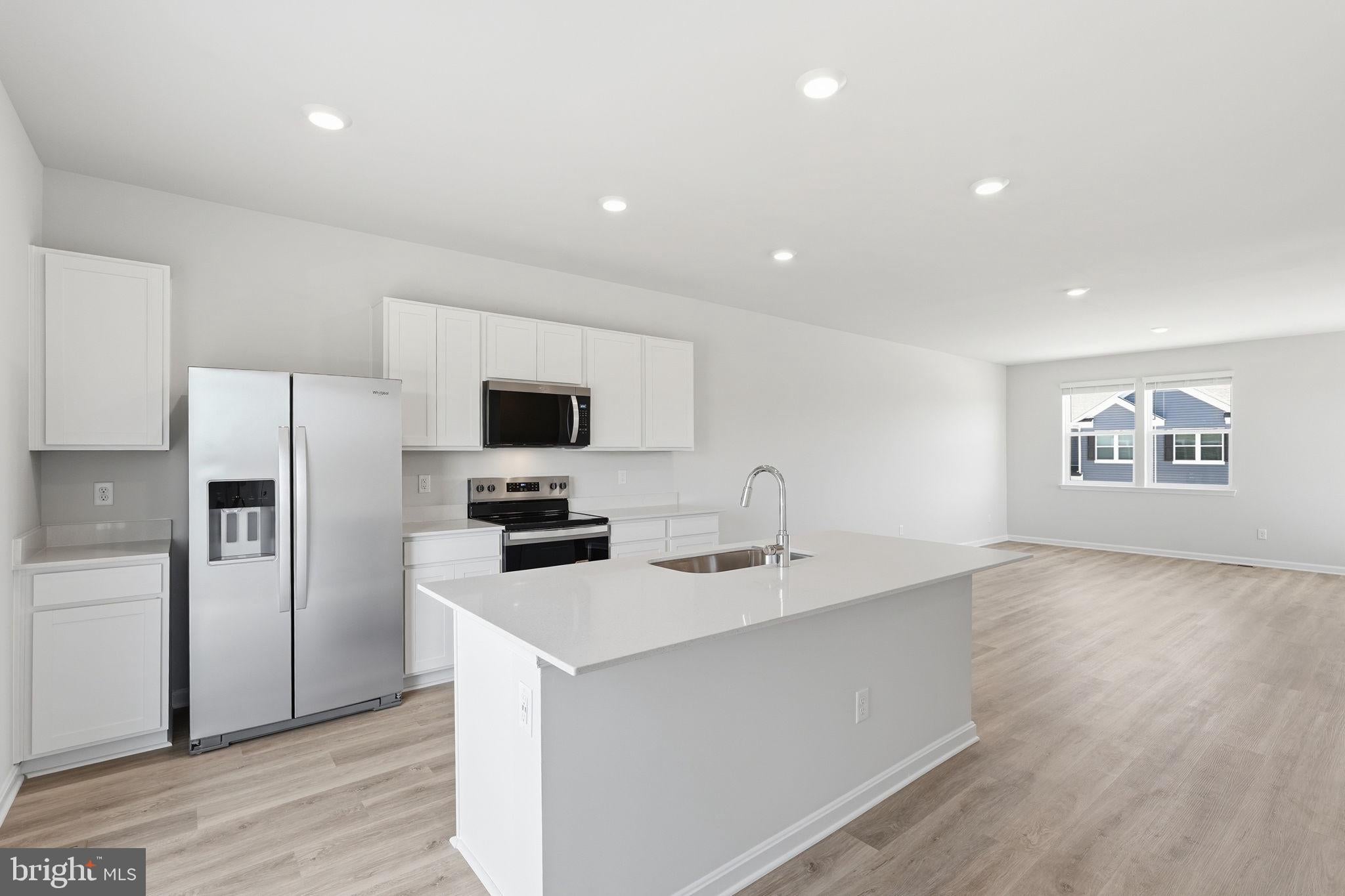 131 WILLETT HOLLOW STREET