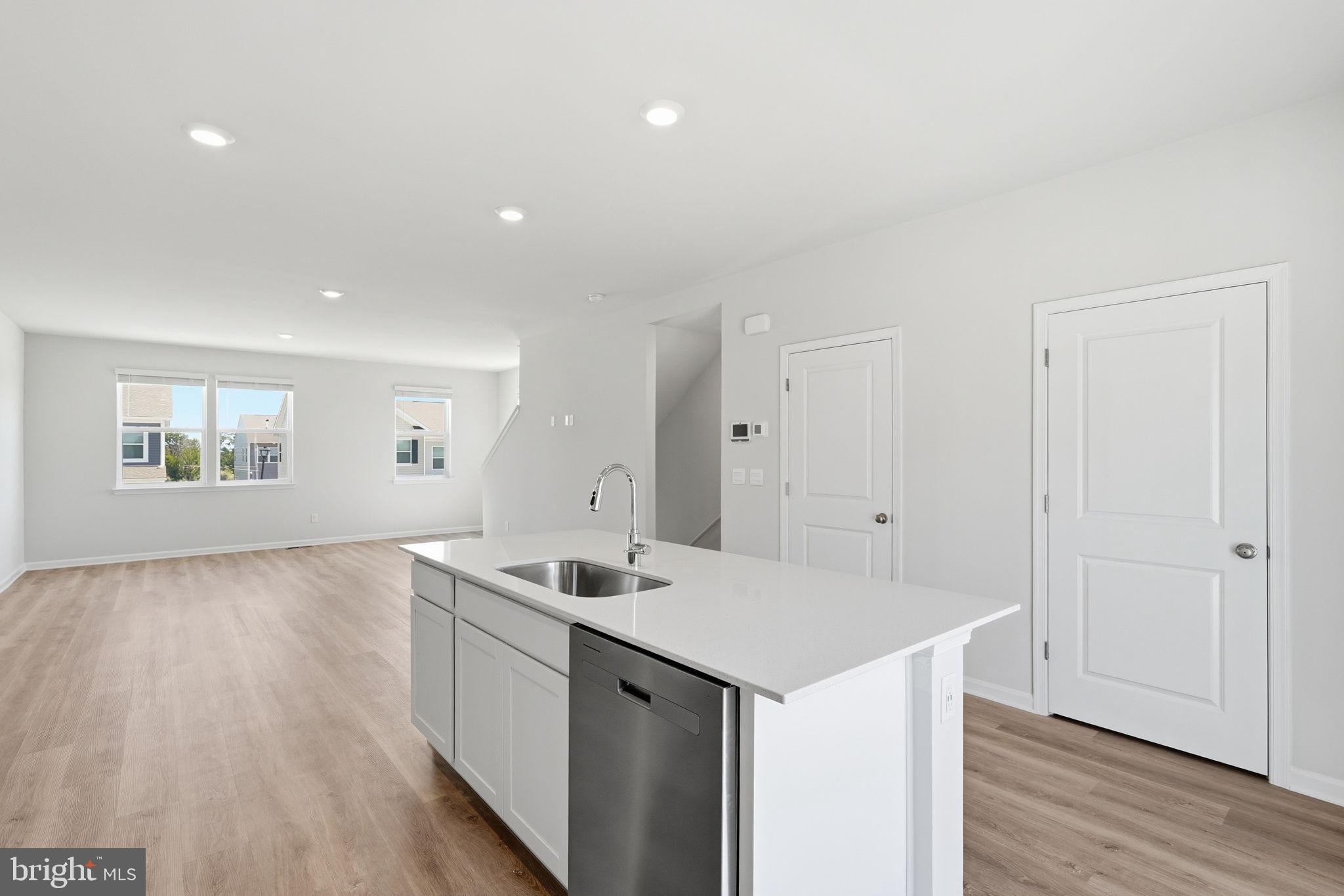 131 WILLETT HOLLOW STREET