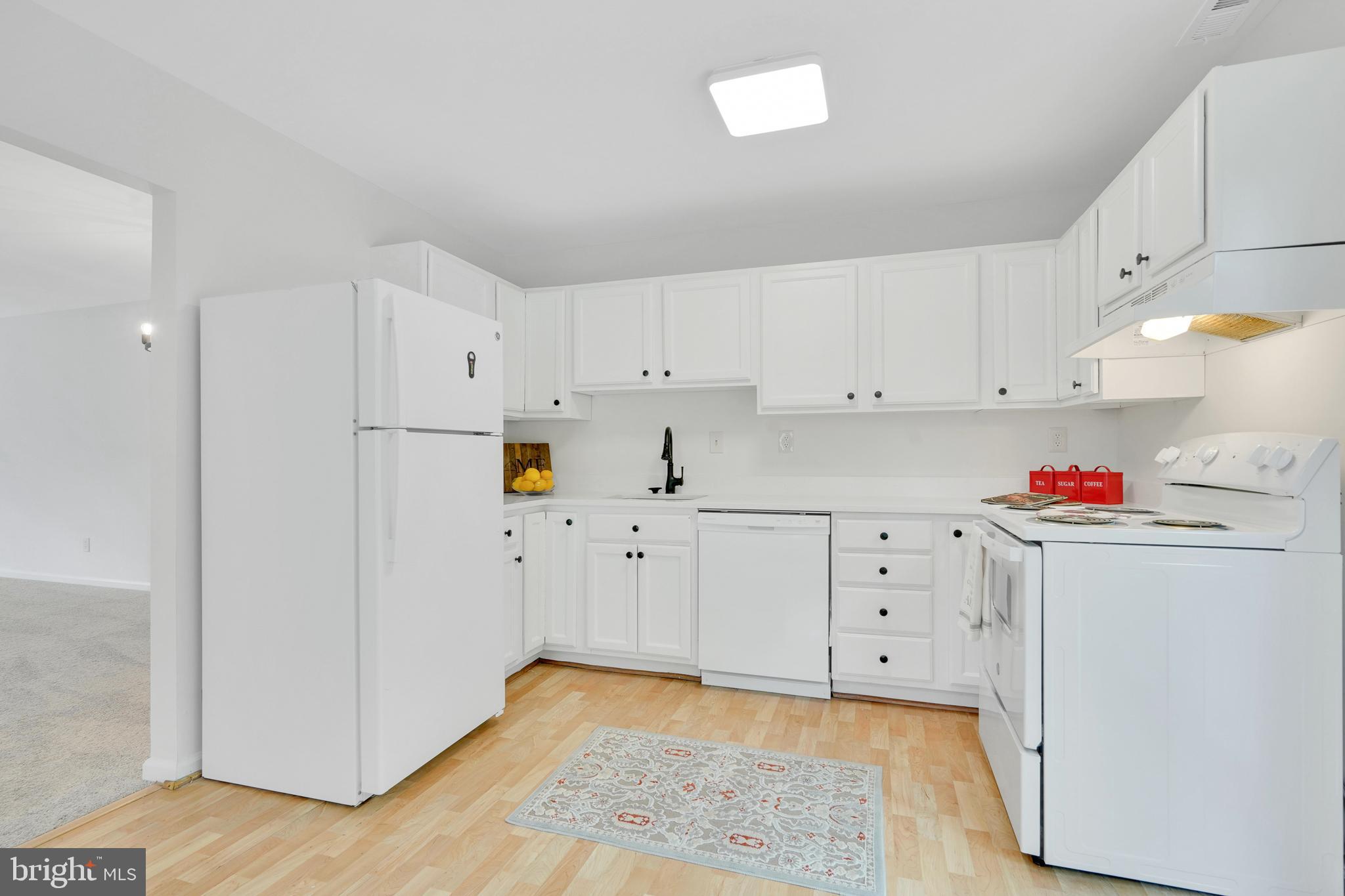 WOODLAWN MEWS - Residential