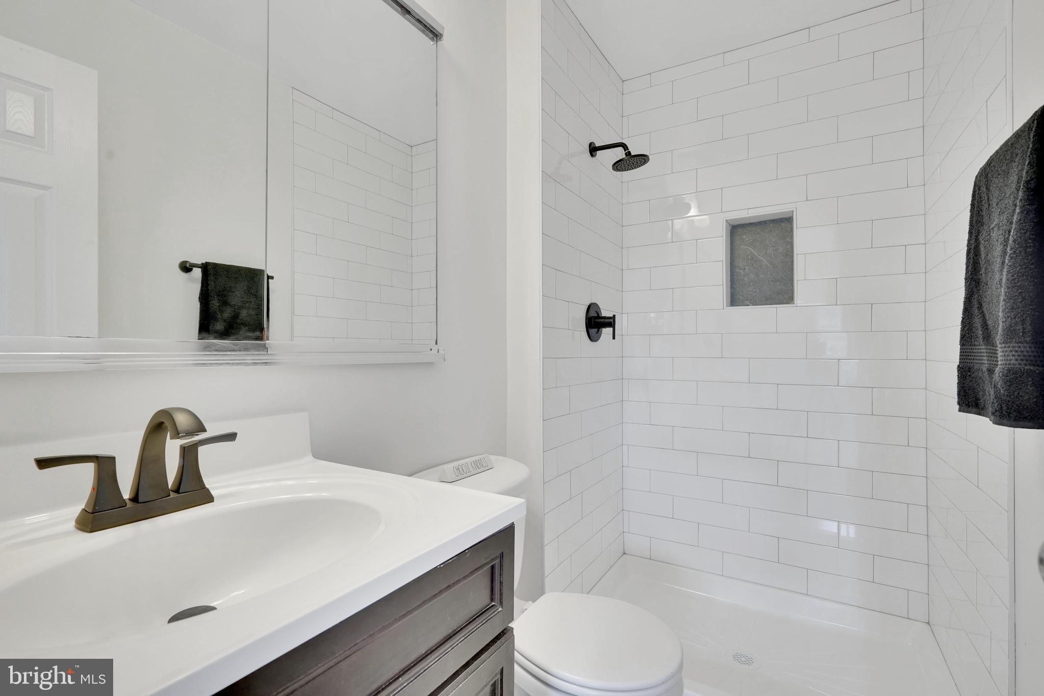 WOODLAWN MEWS - Residential