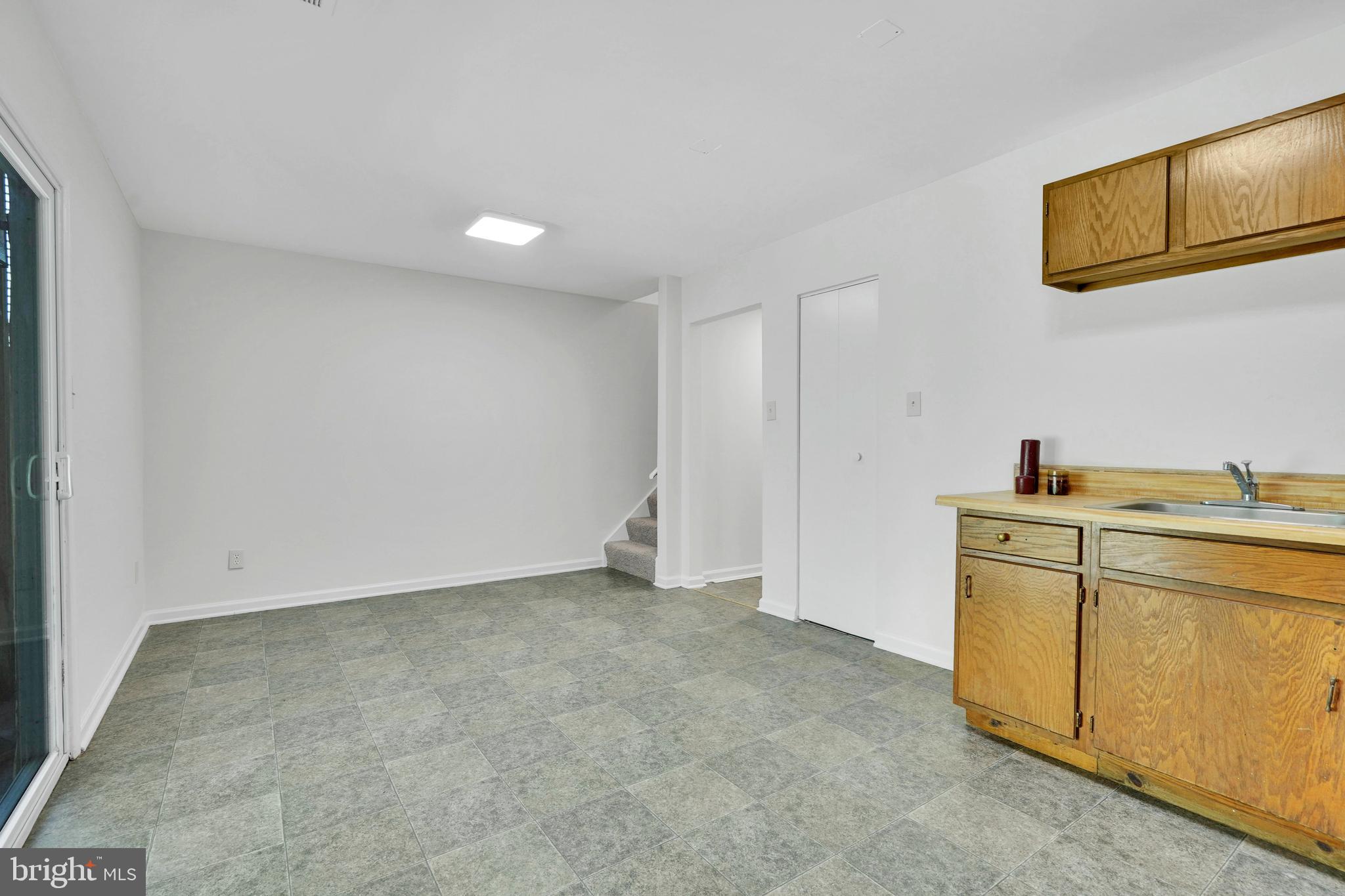 WOODLAWN MEWS - Residential