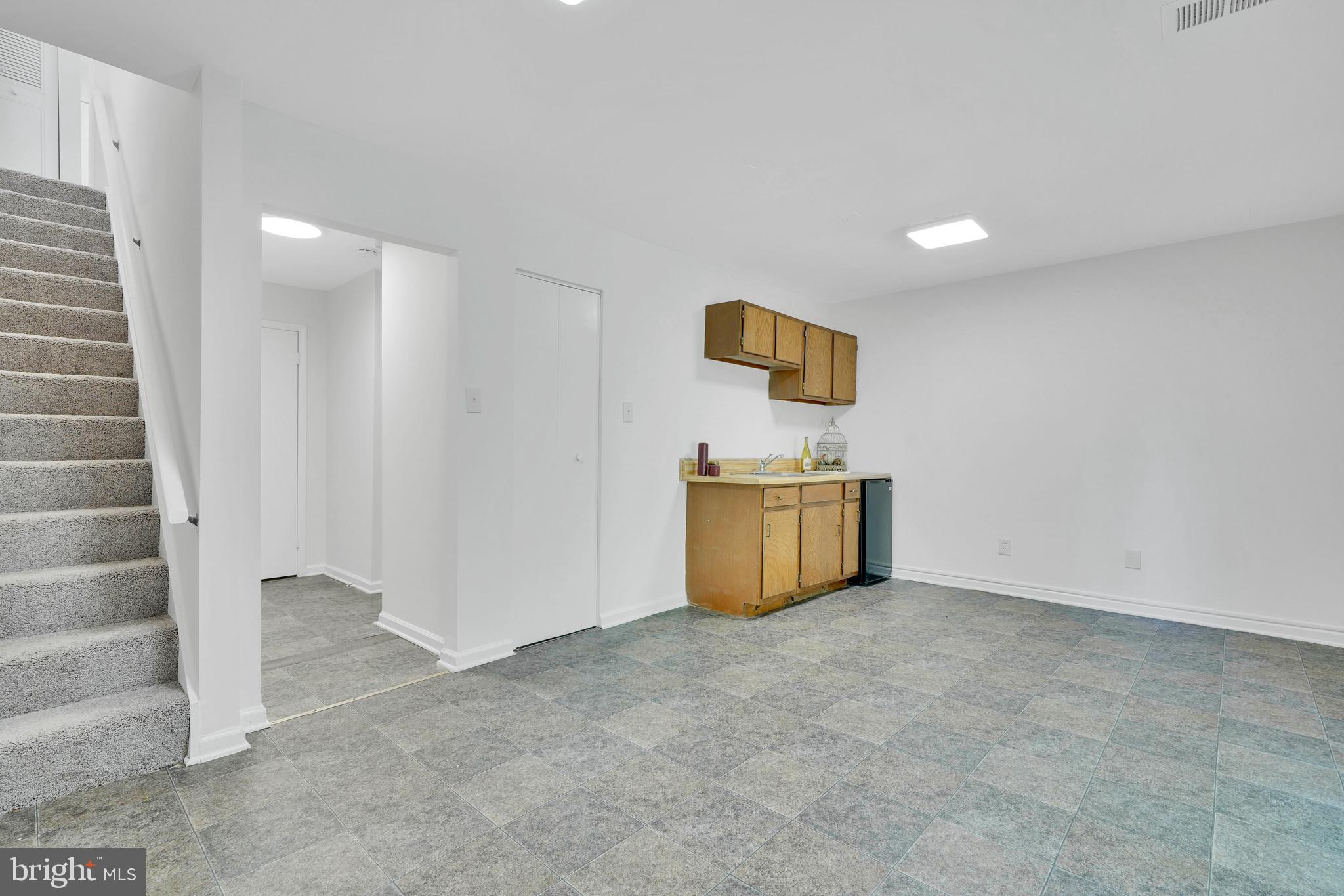 WOODLAWN MEWS - Residential