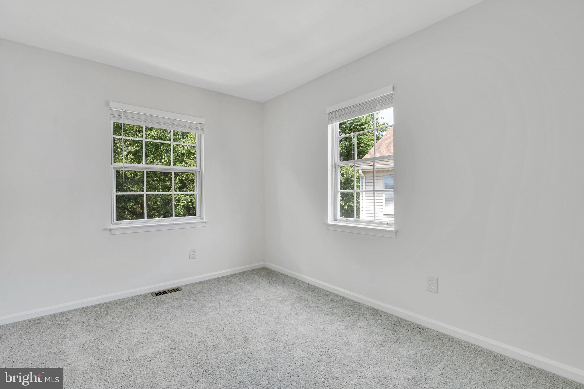 WOODLAWN MEWS - Residential