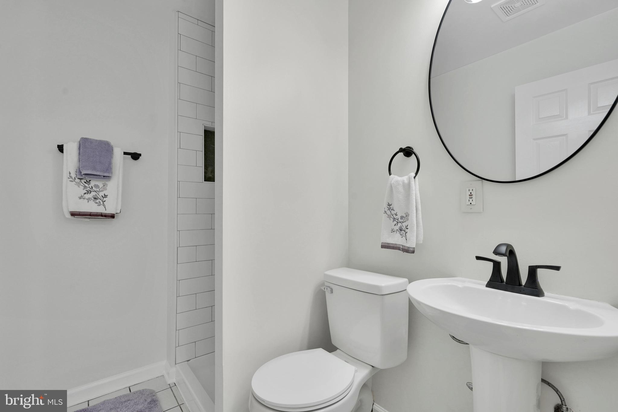 WOODLAWN MEWS - Residential