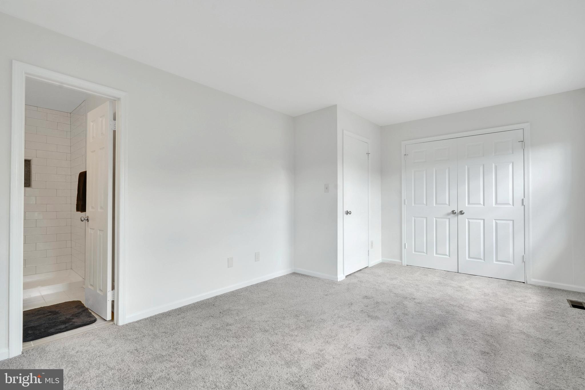 WOODLAWN MEWS - Residential