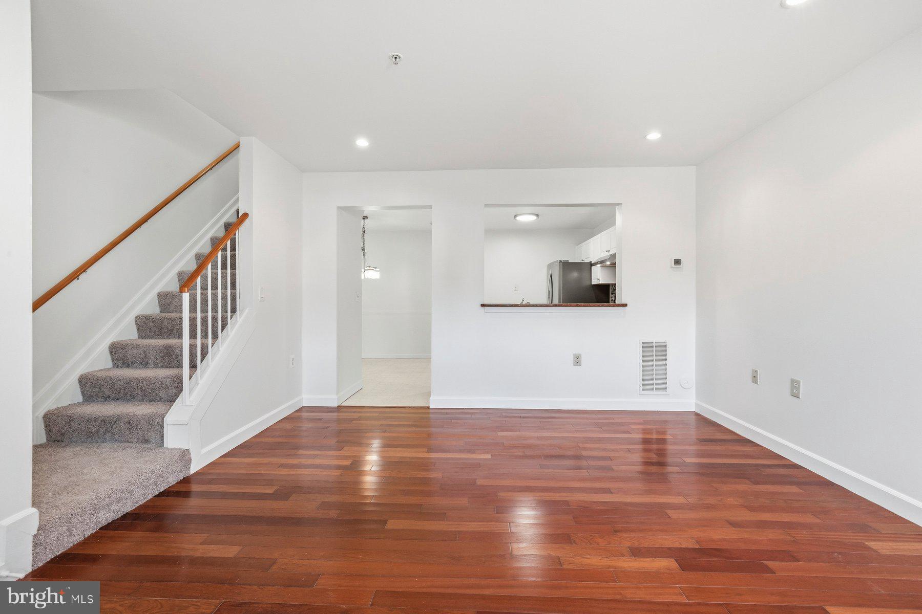 GERMANTOWN ESTATES - Residential