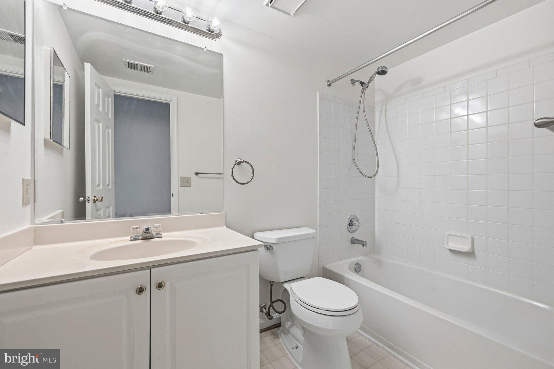 GERMANTOWN ESTATES - Residential