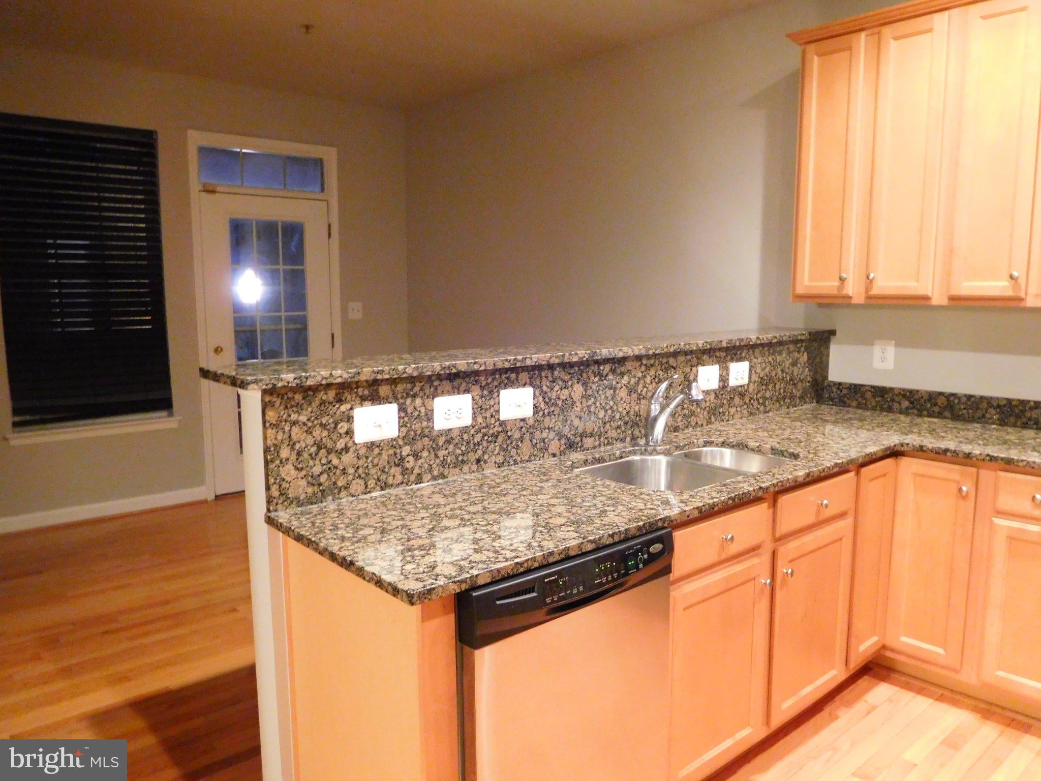 4302 TALMADGE CIRCLE