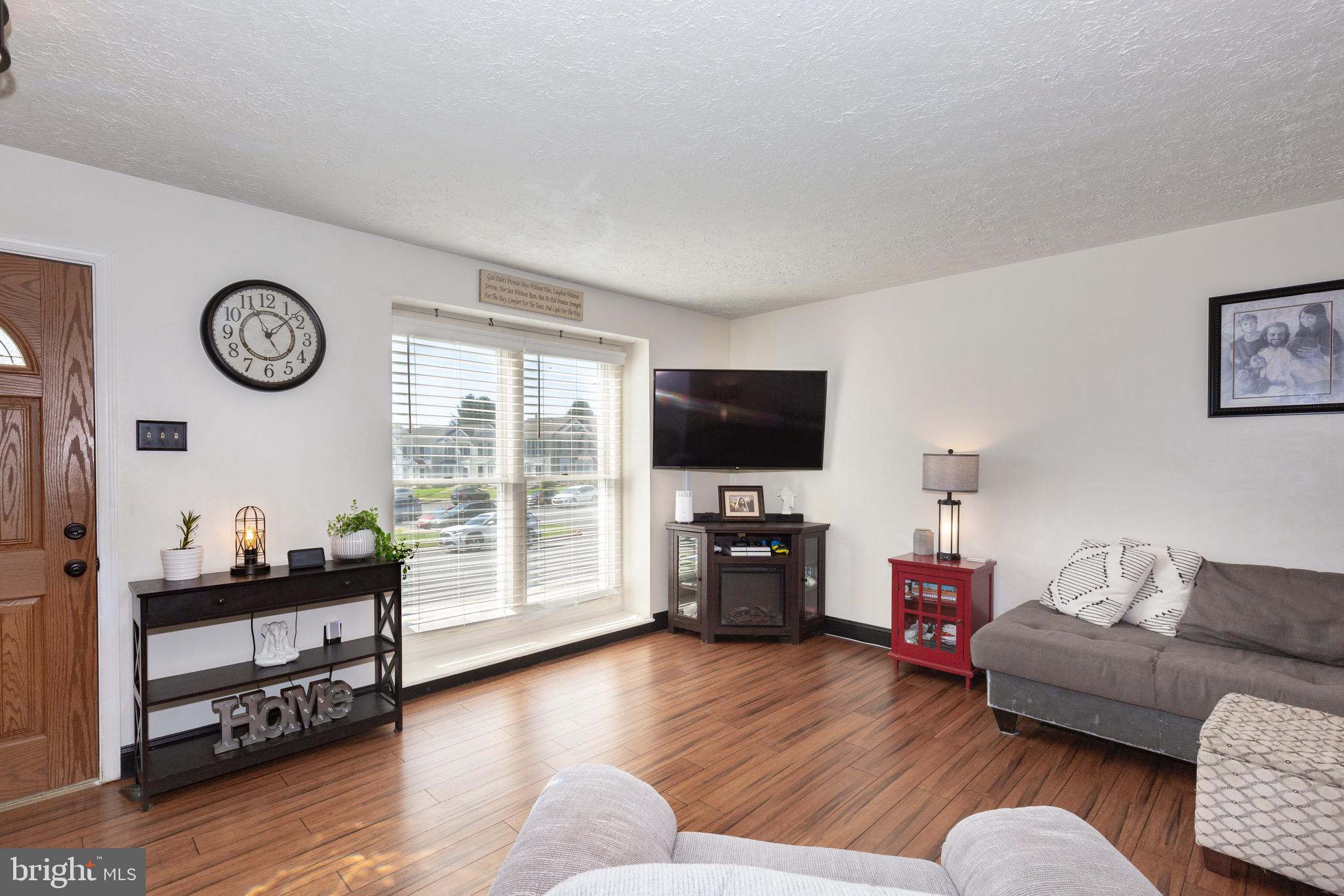 238 MAPLE WREATH COURT