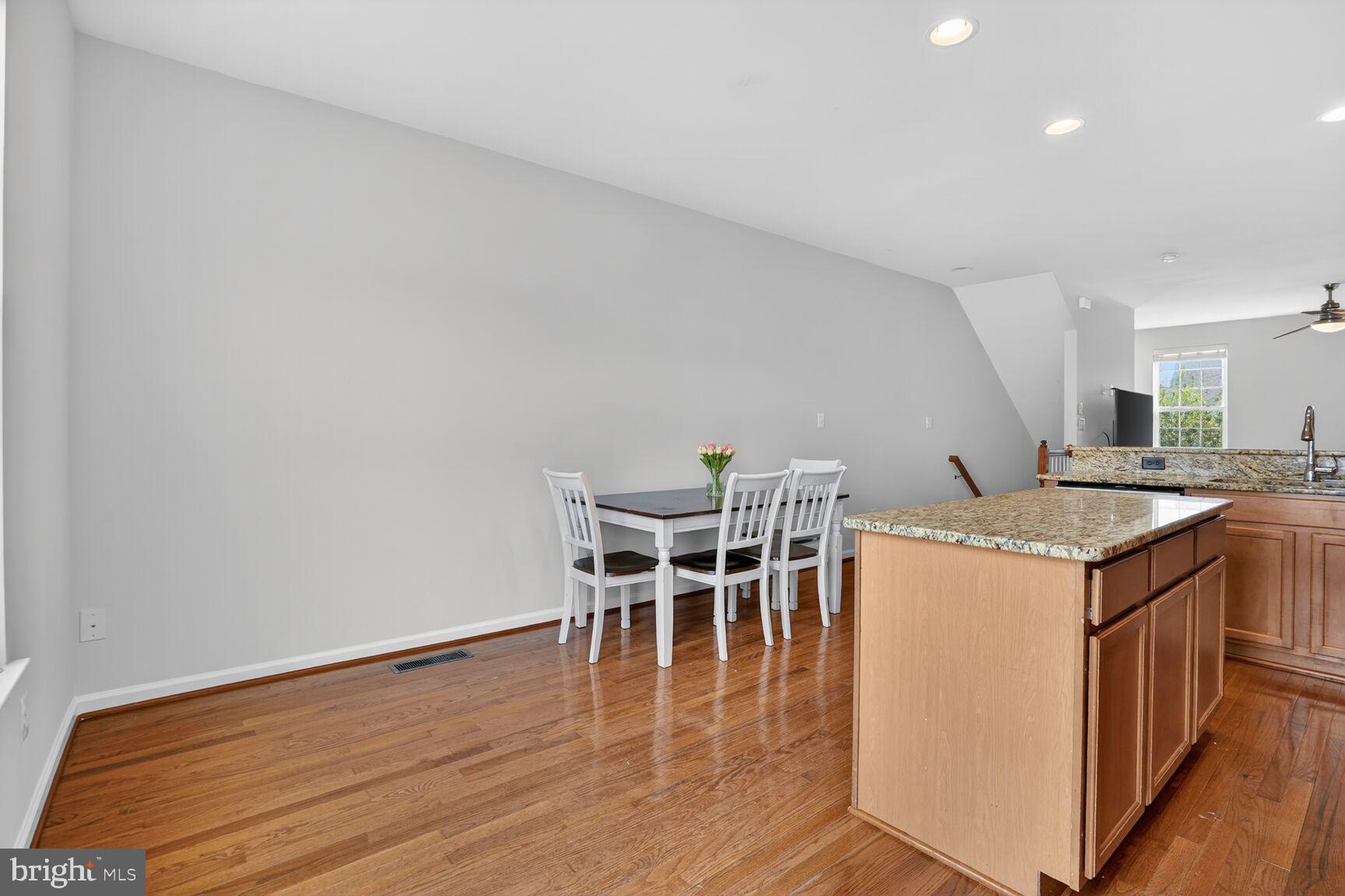 HEATHCOTE COMMONS - Residential