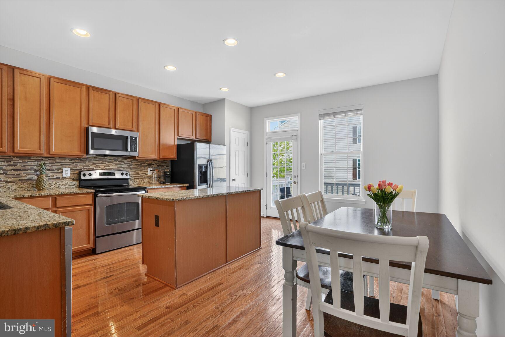 HEATHCOTE COMMONS - Residential