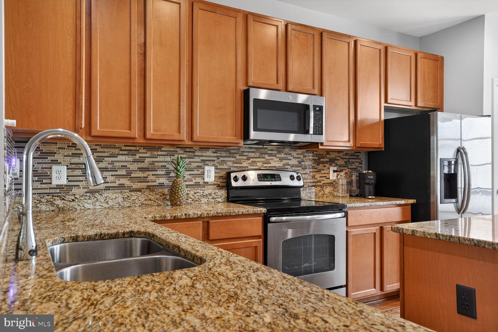 HEATHCOTE COMMONS - Residential