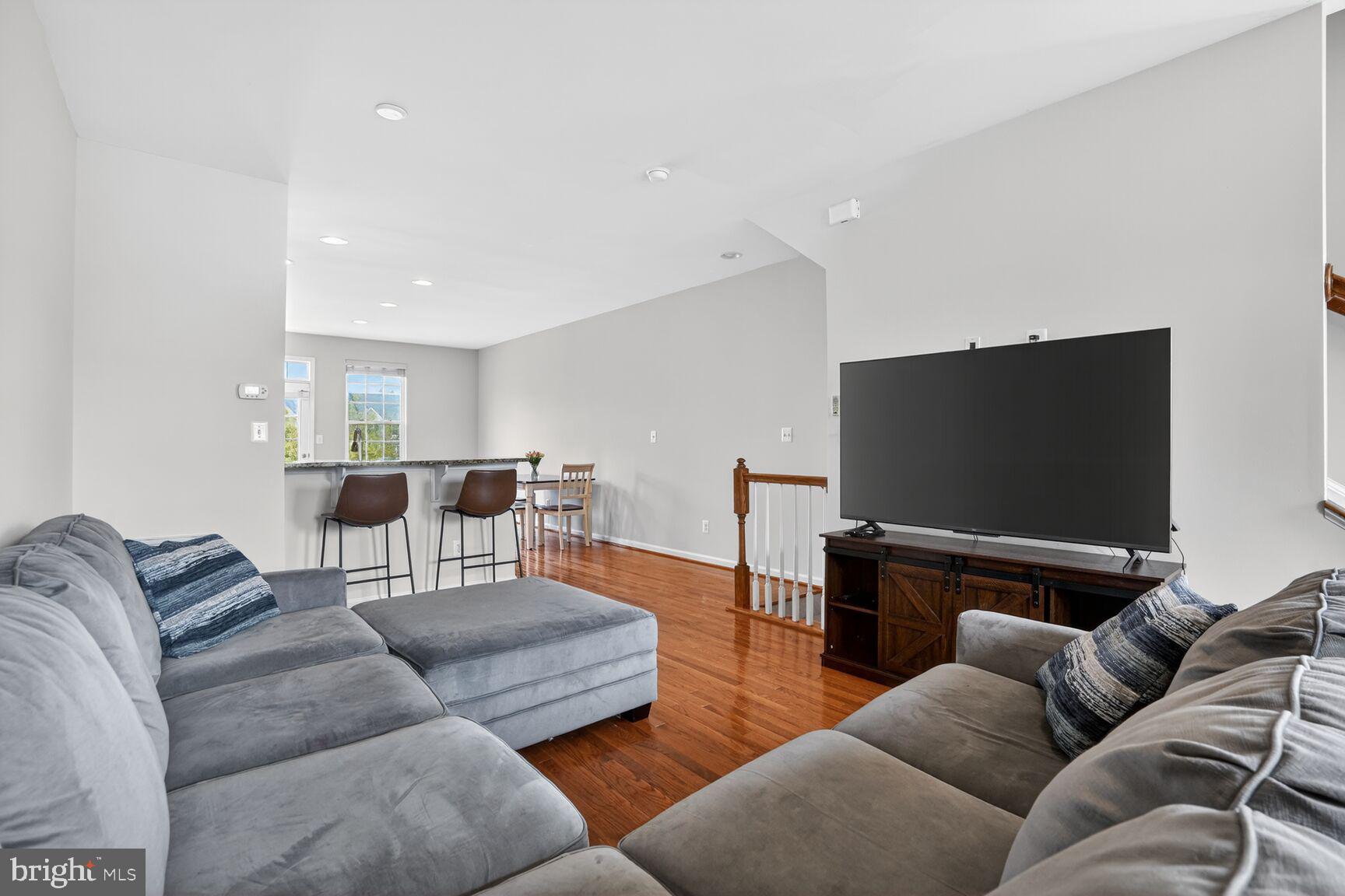 HEATHCOTE COMMONS - Residential