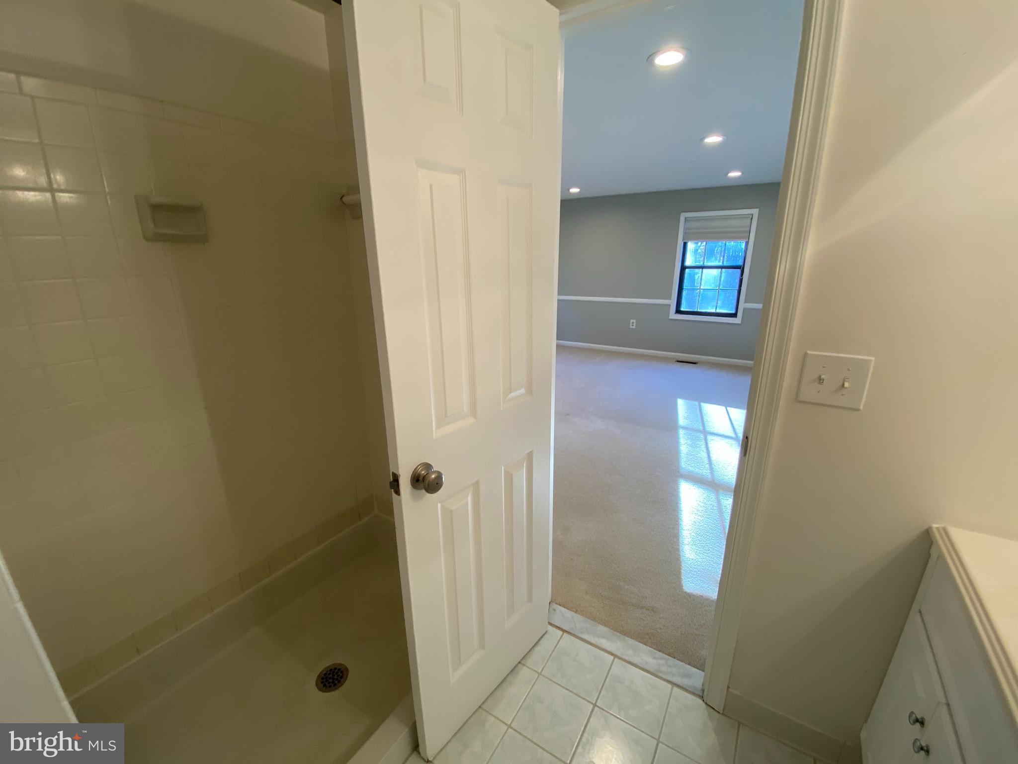 CARDINAL GLEN - Residential Lease