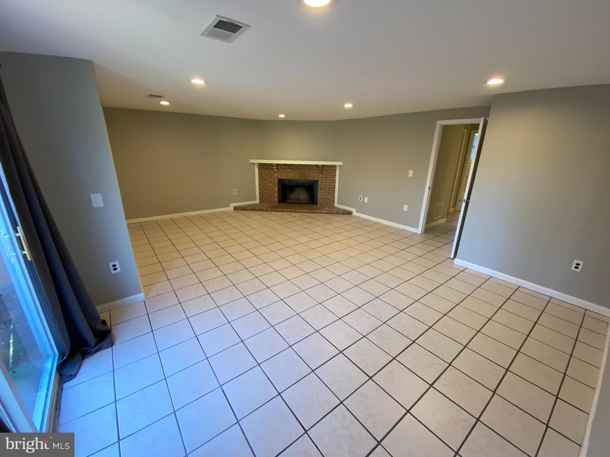 CARDINAL GLEN - Residential Lease