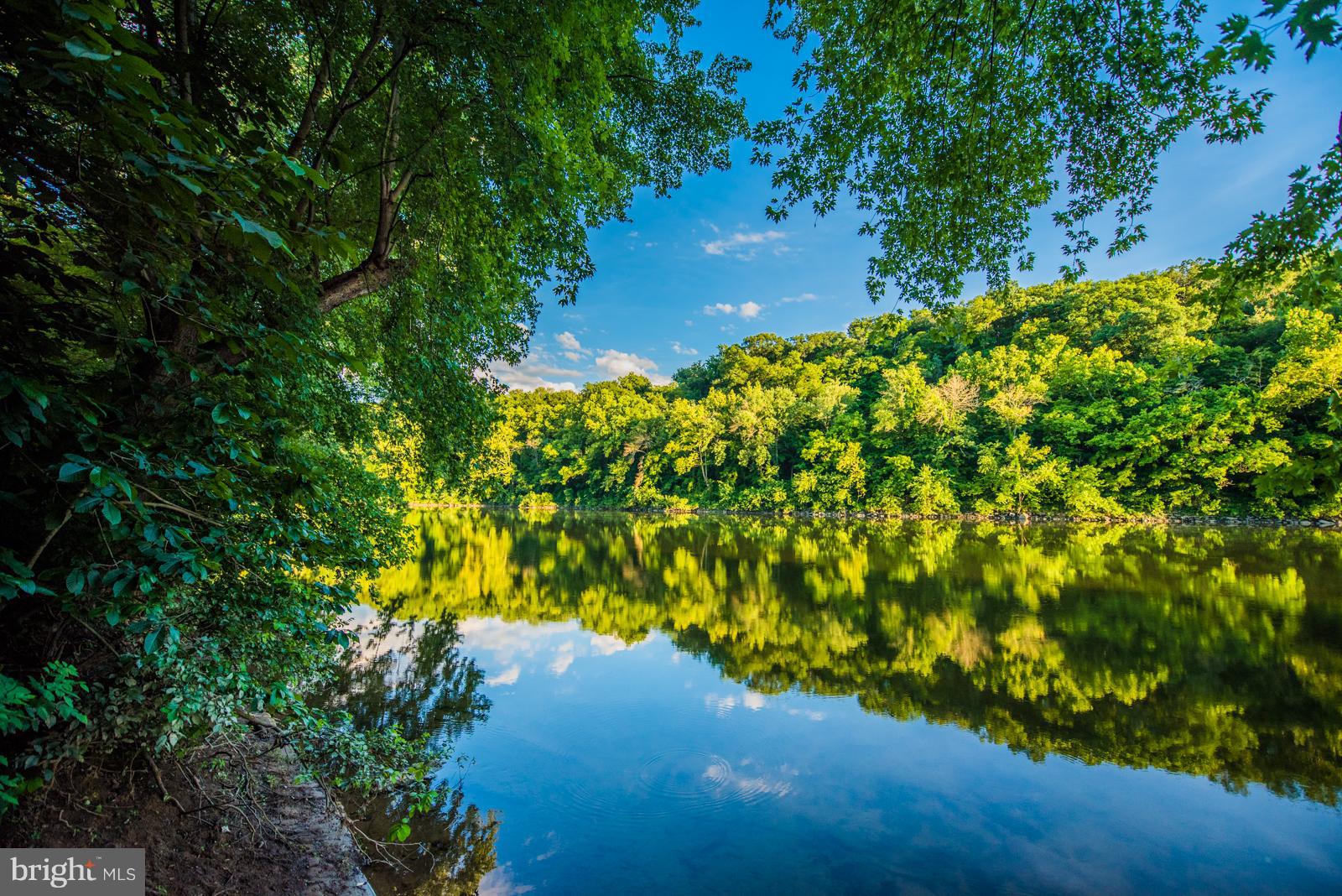 STEAMBOAT RUN - Residential