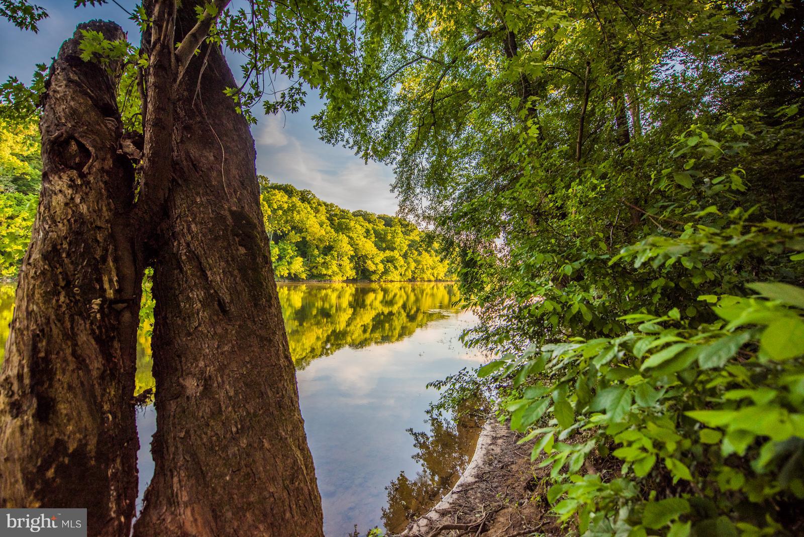 STEAMBOAT RUN - Residential